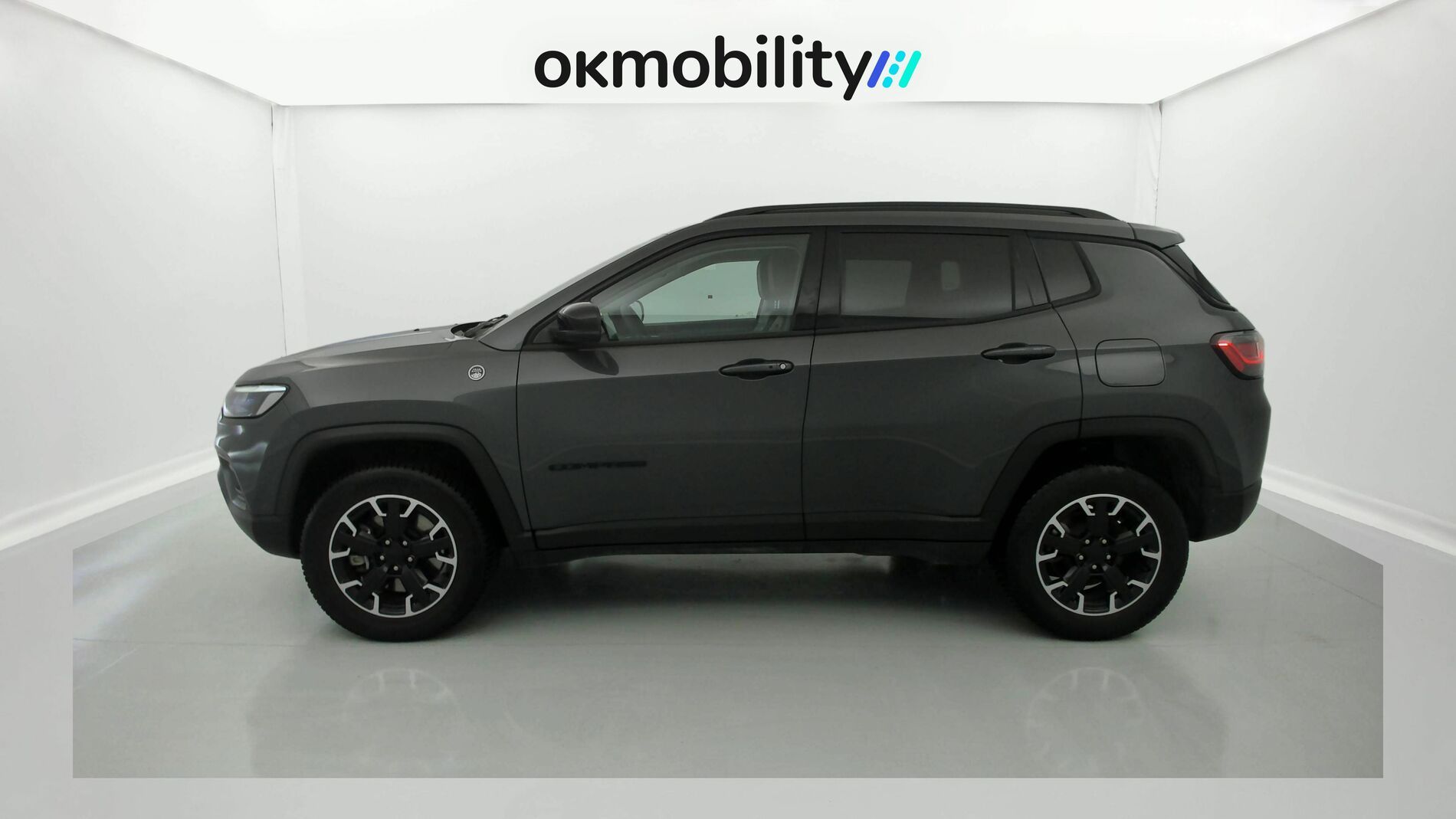 jeep compass trailhawk 1.3 PHEV 240 AWD 2022 gris grafito 8