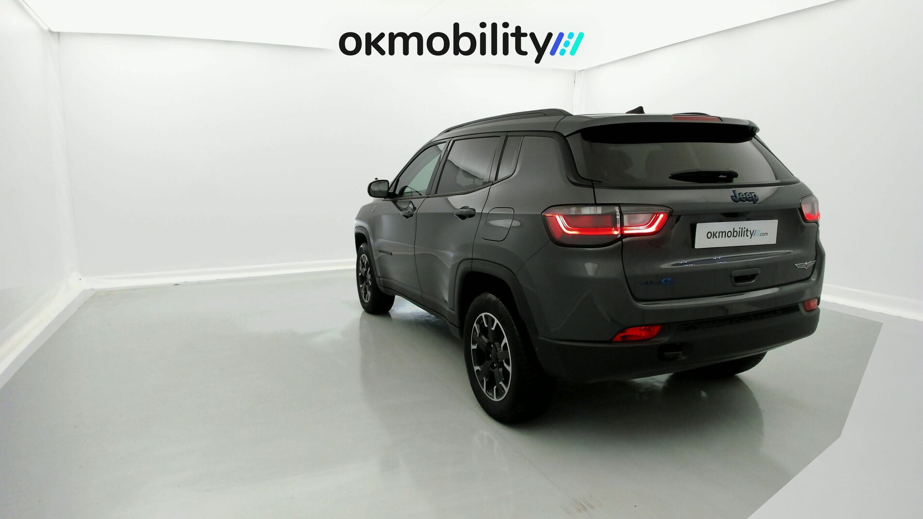 jeep compass trailhawk 1.3 PHEV 240 AWD 2022 gris grafito 10