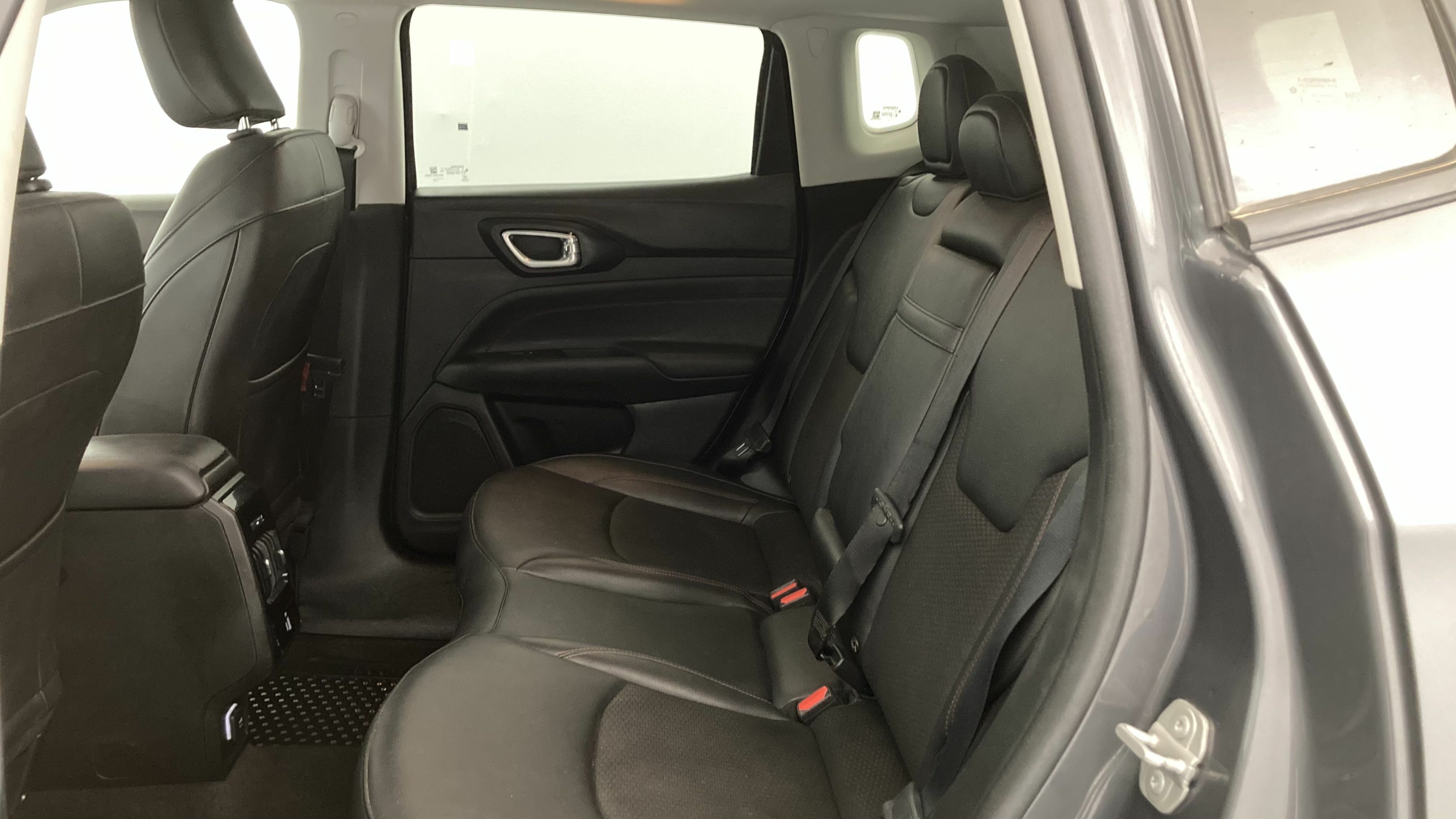 jeep compass trailhawk 1.3 PHEV 240 AWD 2022 graphite gray + techo negro 21