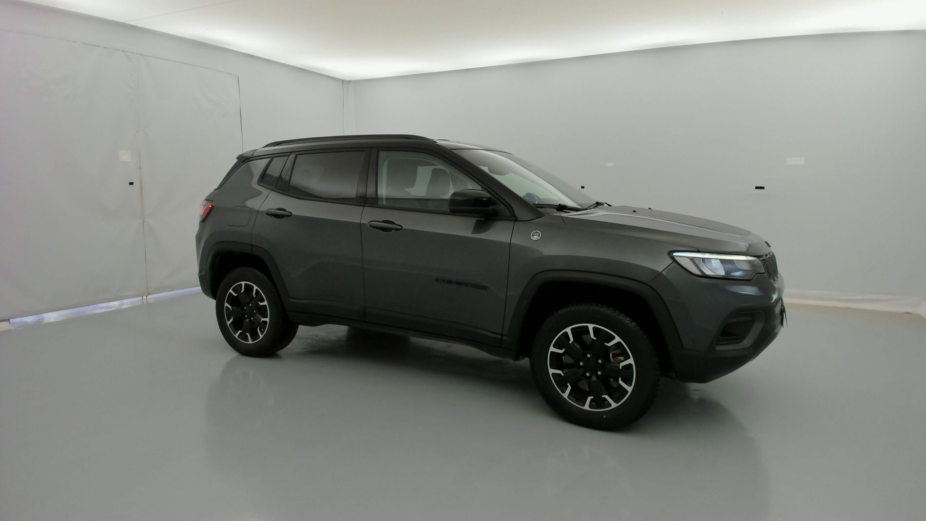 jeep compass trailhawk 1.3 PHEV 240 AWD 2022 graphite gray + techo negro 2