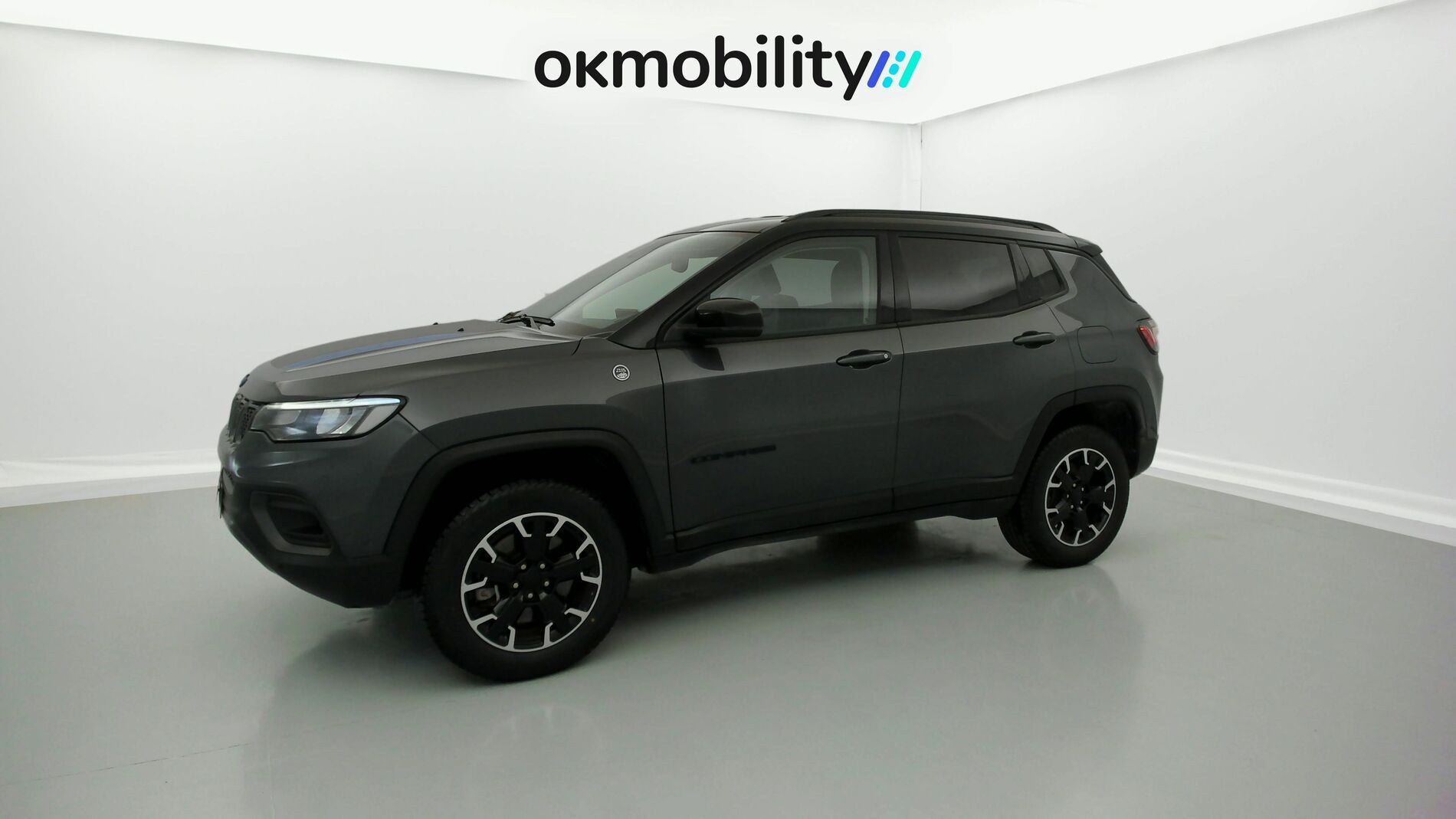 jeep compass trailhawk 1.3 PHEV 240 AWD 2022 graphite gray + techo negro 5