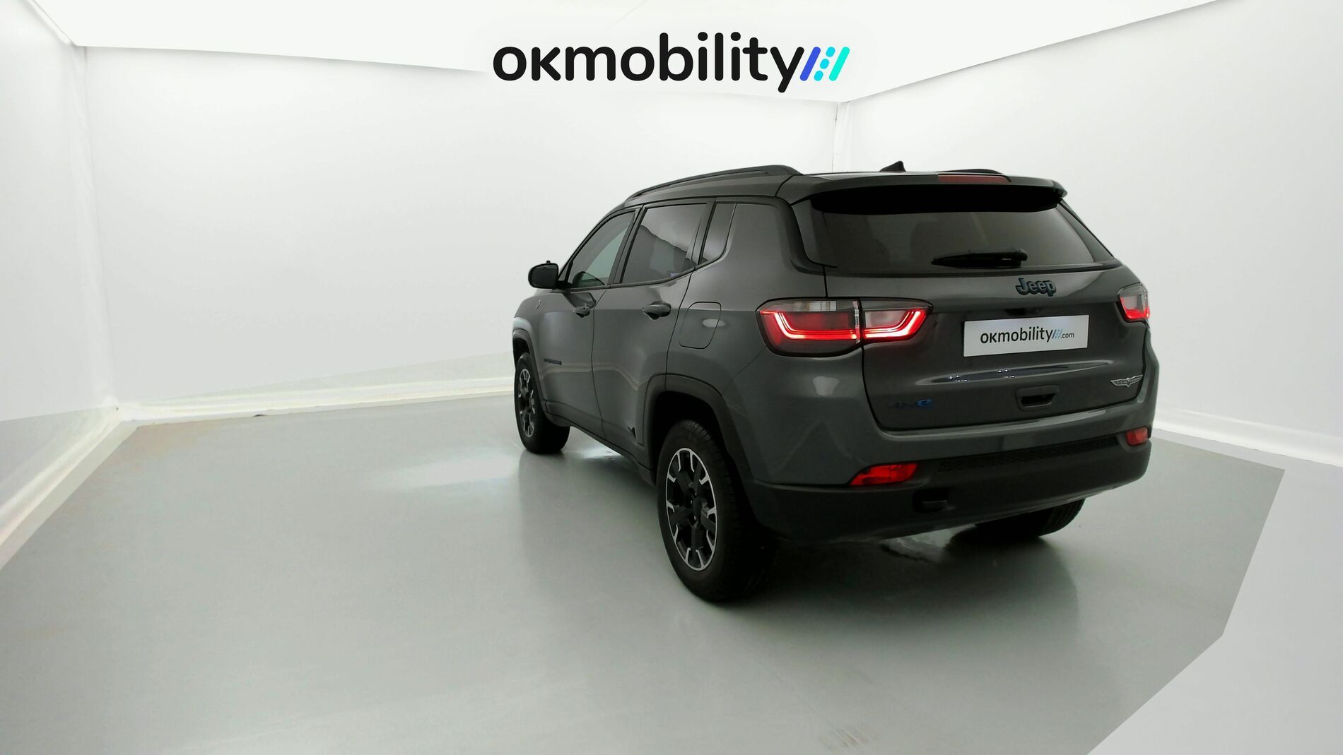 jeep compass trailhawk 1.3 PHEV 240 AWD 2022 graphite gray + techo negro 9
