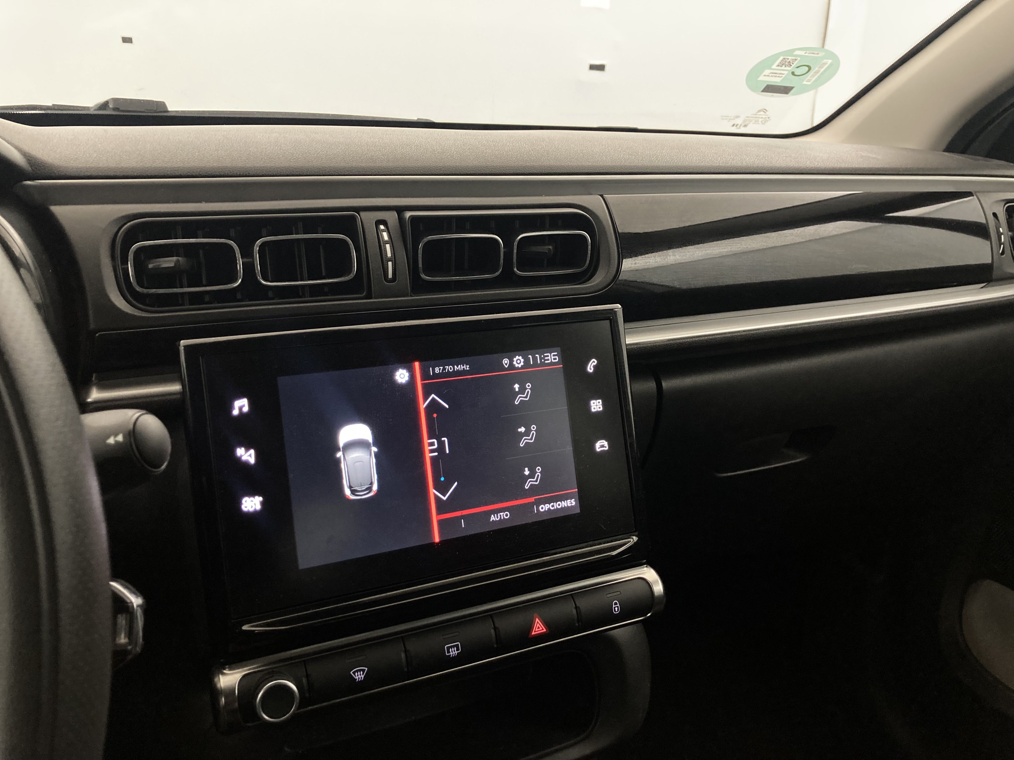 citroen c3 origin max 1.2 PURETECH 83 2024 gris acero / negro 26