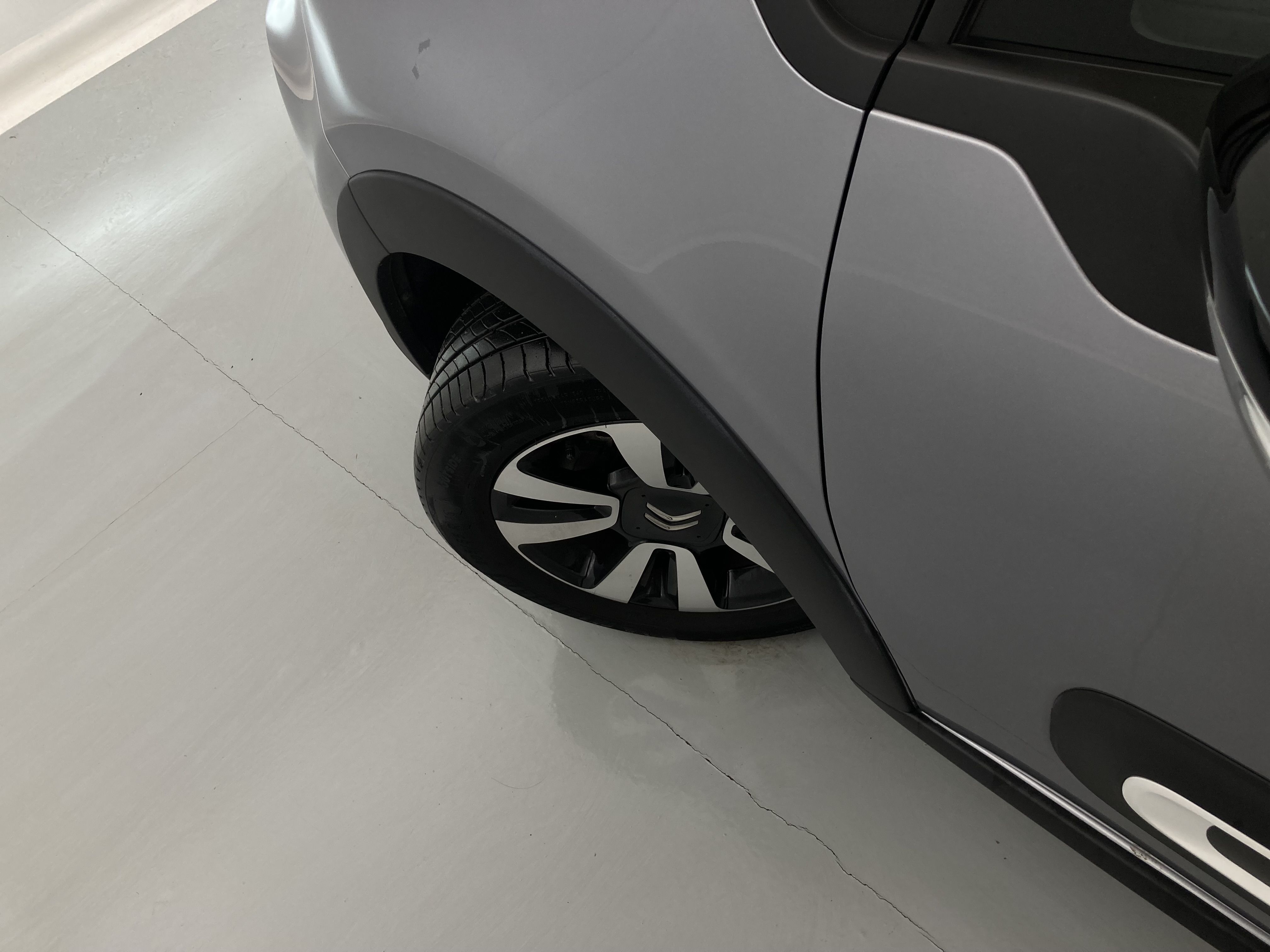 citroen c3 origin max 1.2 PURETECH 83 2024 gris acero / negro 30