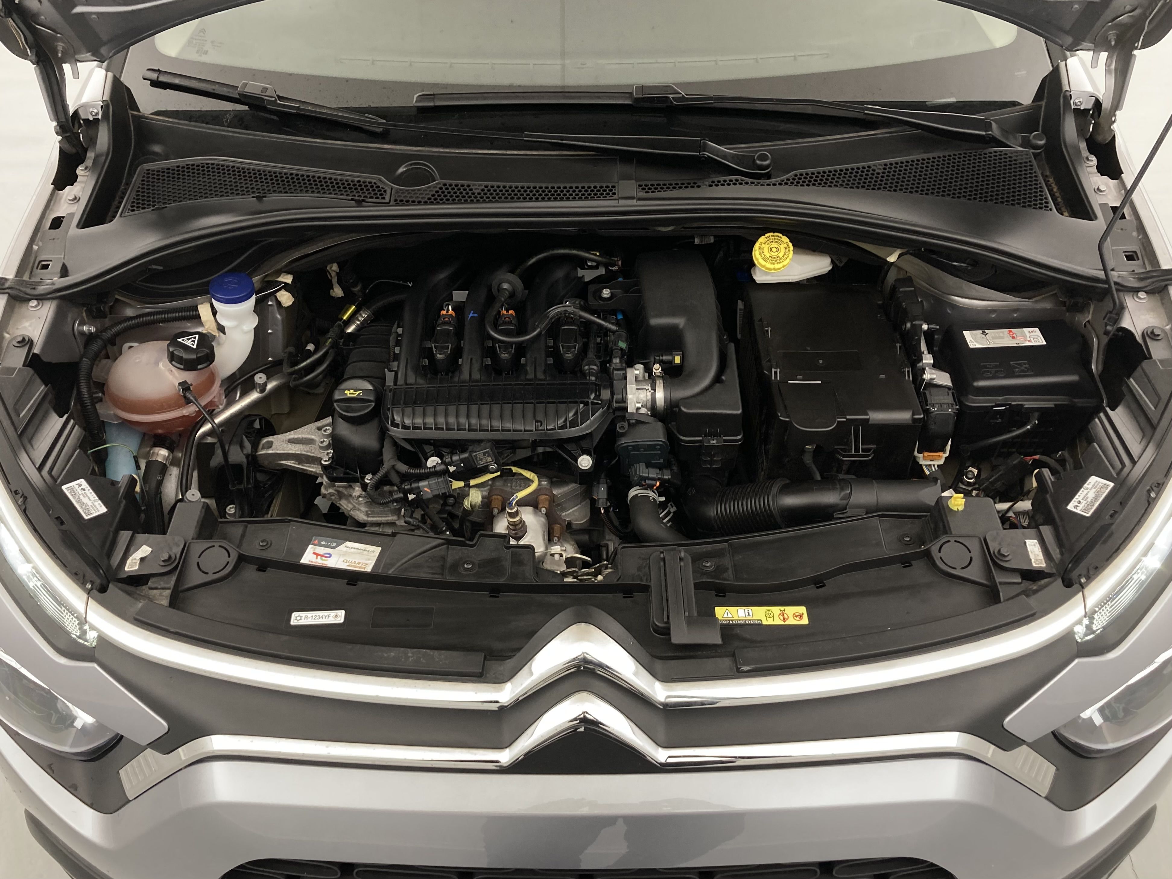 citroen c3 origin max 1.2 PURETECH 83 2024 gris acero / negro 20