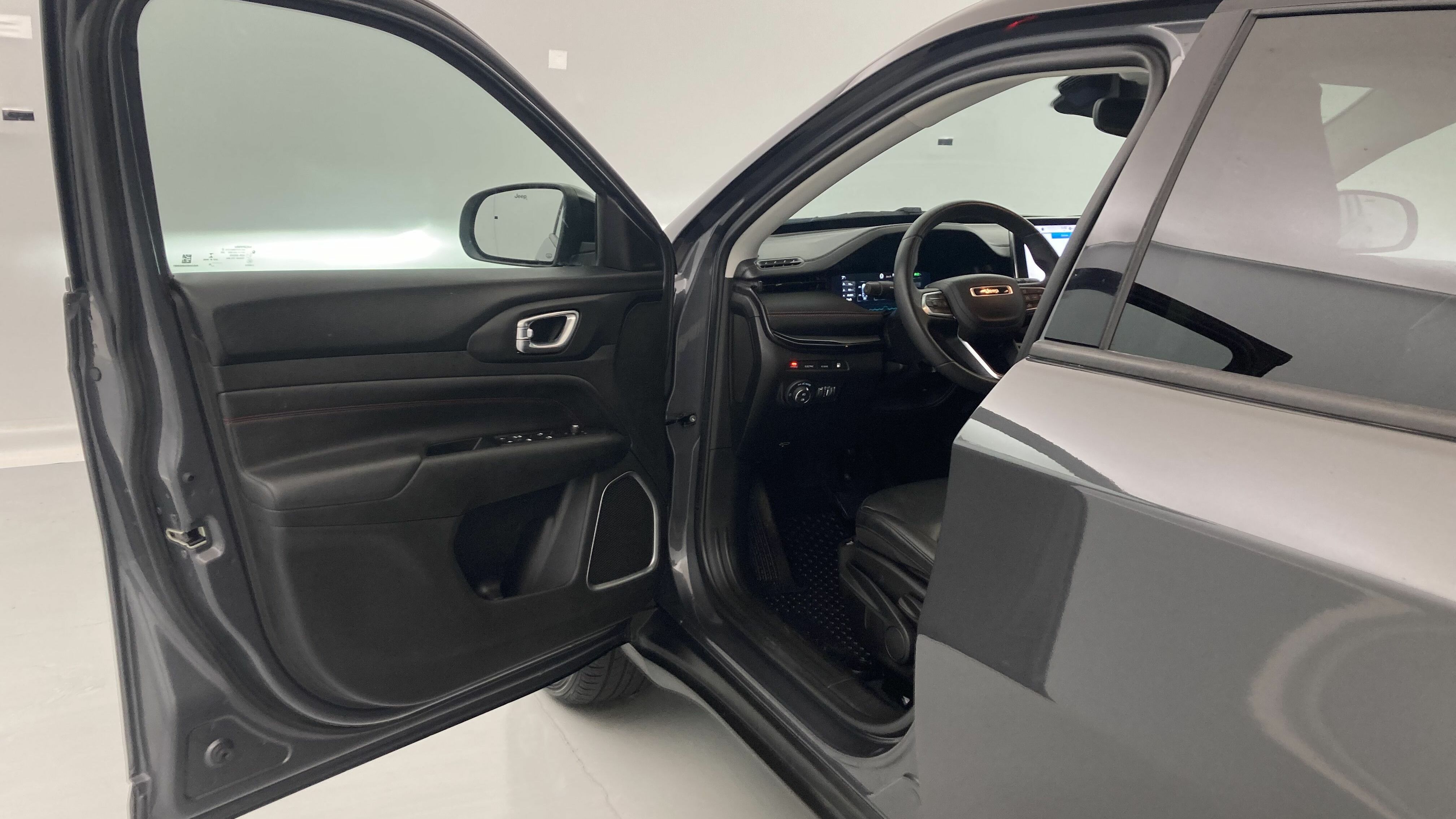 jeep compass trailhawk 1.3 PHEV 240 AWD 2022 graphite gray + techo negro 12