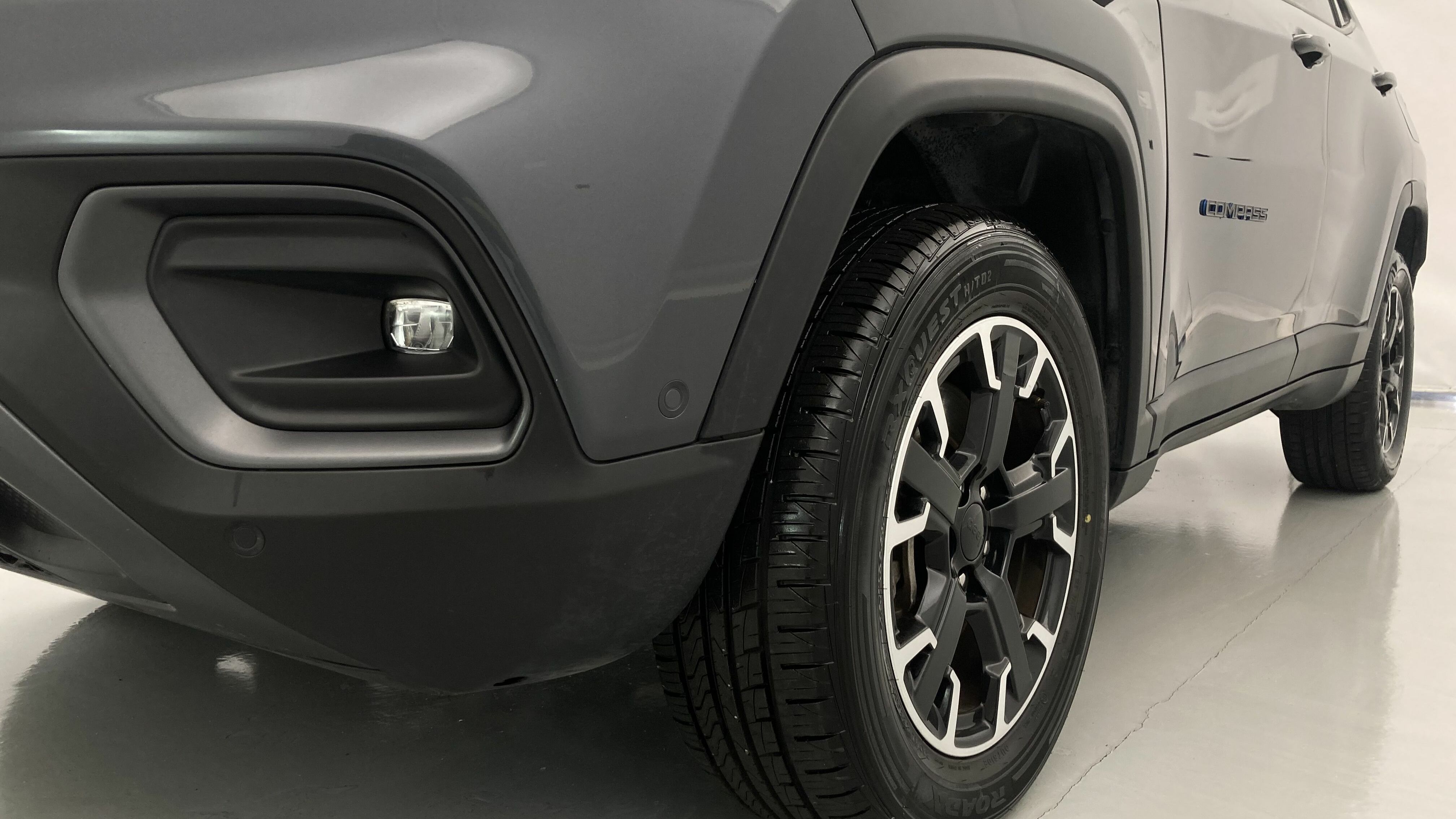 jeep compass trailhawk 1.3 PHEV 240 AWD 2022 graphite gray + techo negro 25