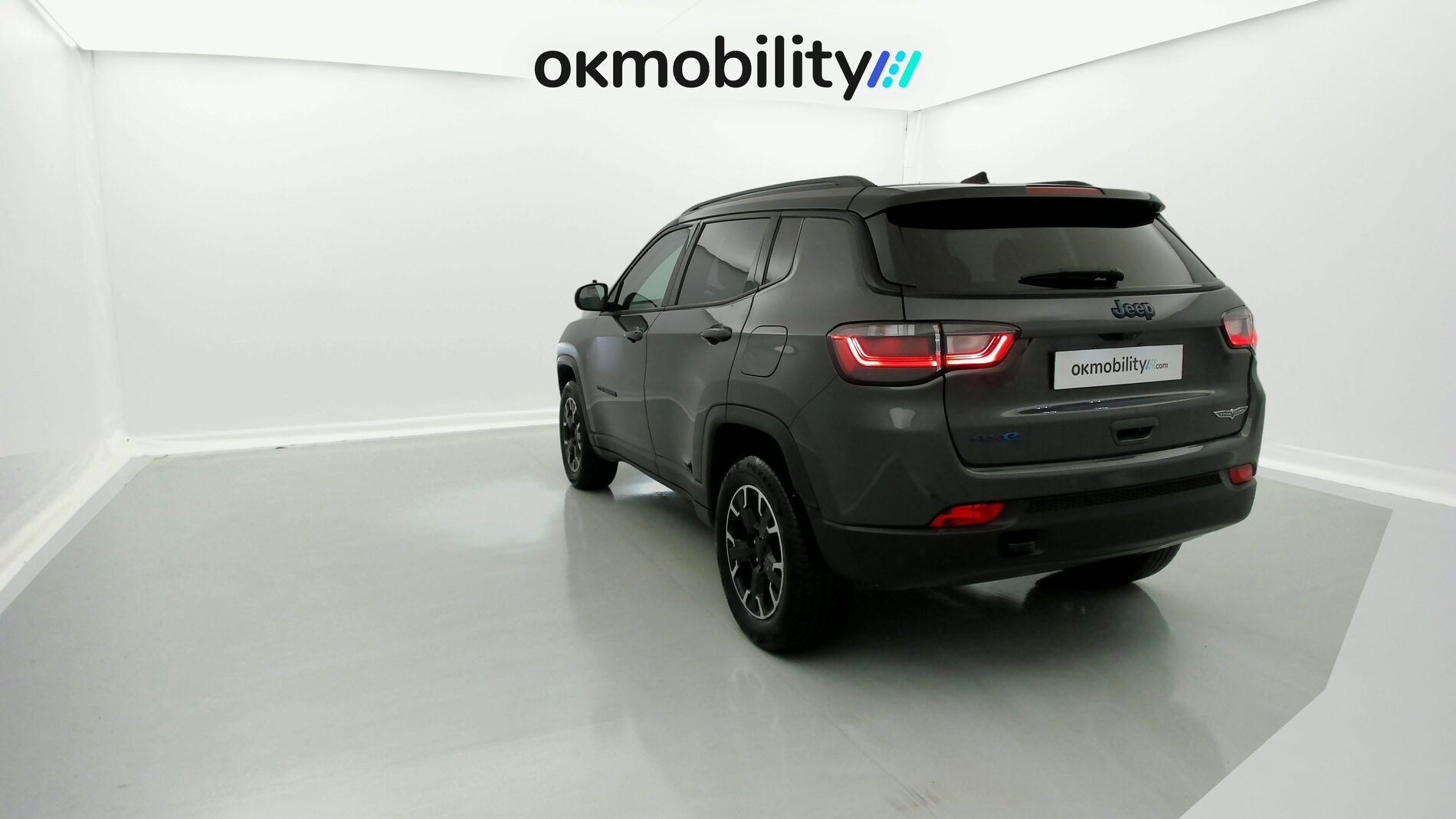 jeep compass trailhawk 1.3 PHEV 240 AWD 2022 graphite gray + techo negro 8