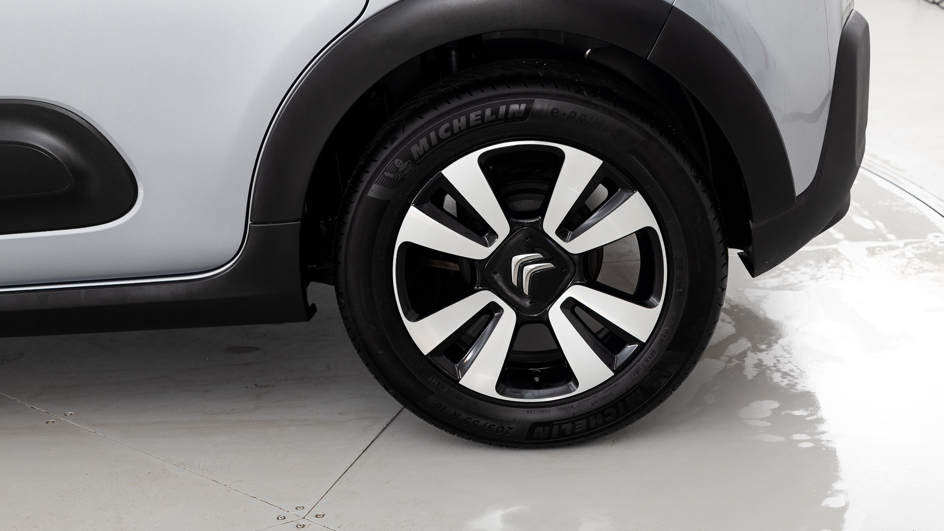 citroen c3 origin max 1.2 PURETECH 83 2024 gris acero / negro 23