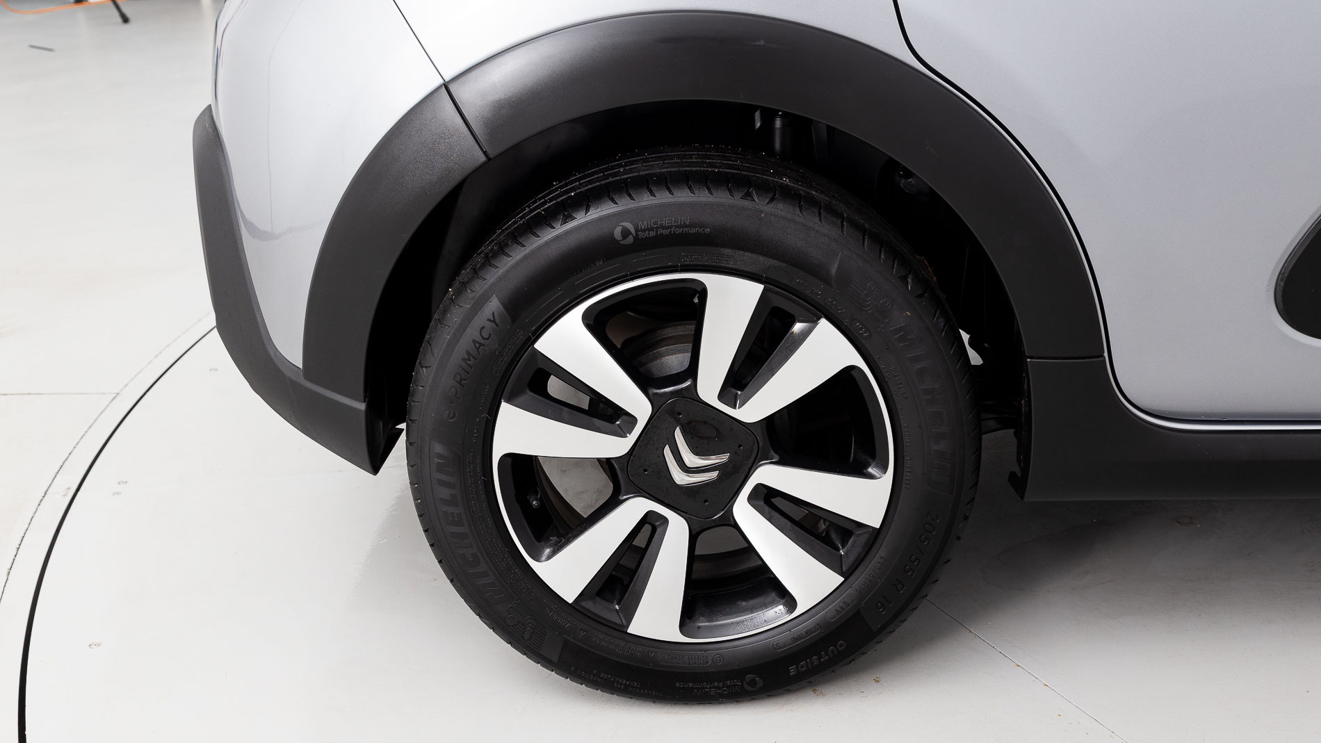 citroen c3 origin max 1.2 PURETECH 83 2024 gris acero / negro 24