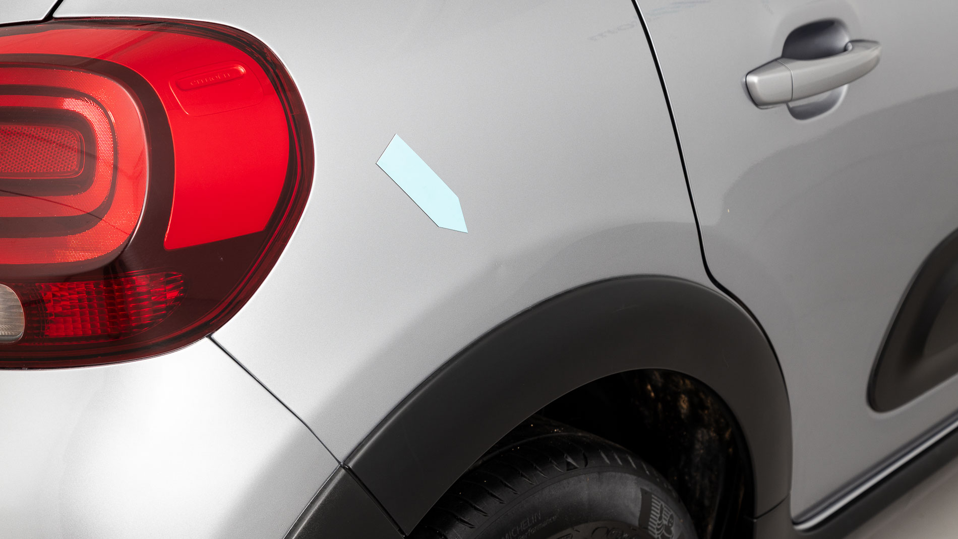 citroen c3 origin max 1.2 PURETECH 83 2024 gris acero / negro 34