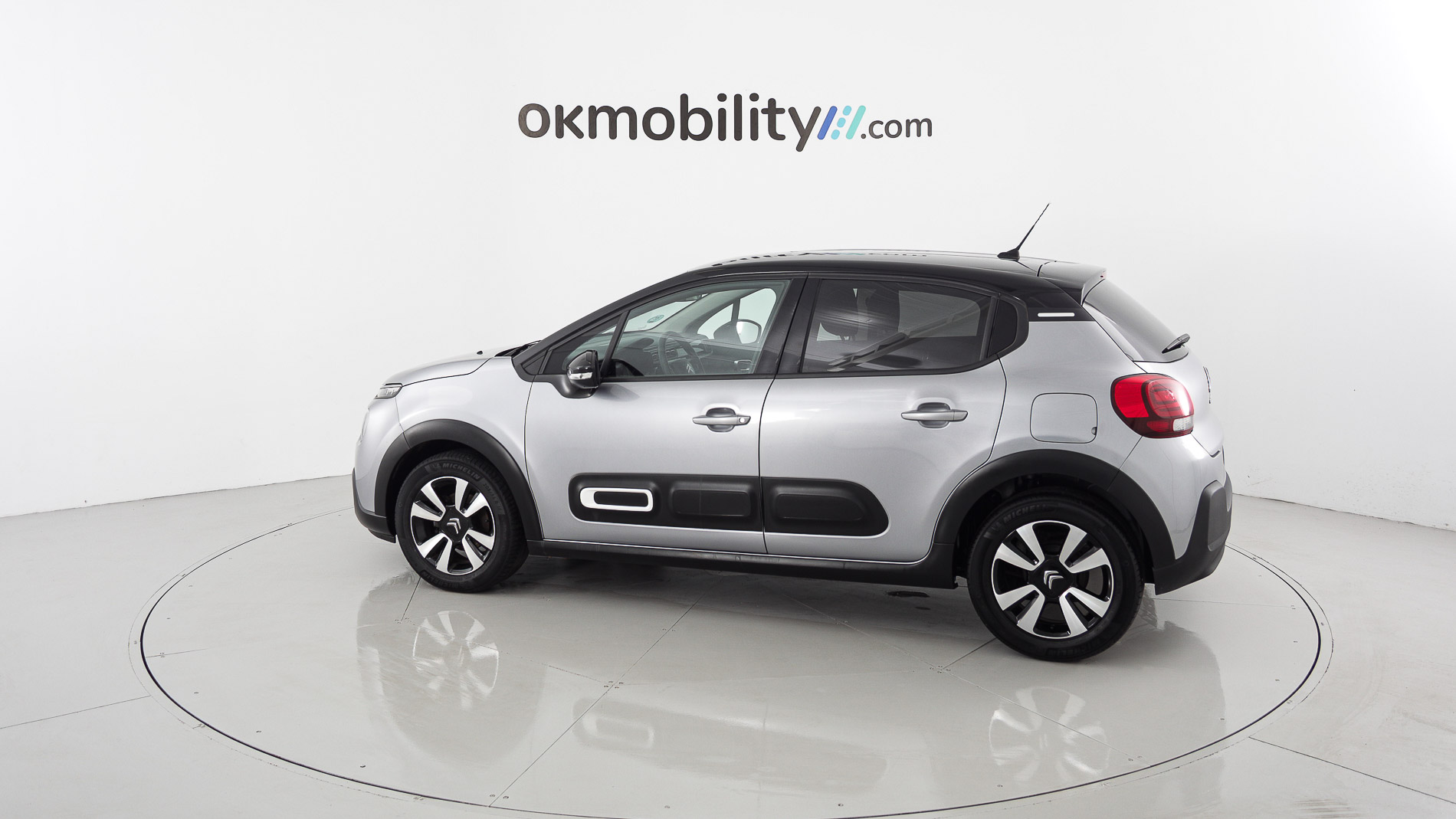 citroen c3 origin max 1.2 PURETECH 83 2024 gris acero / negro 8