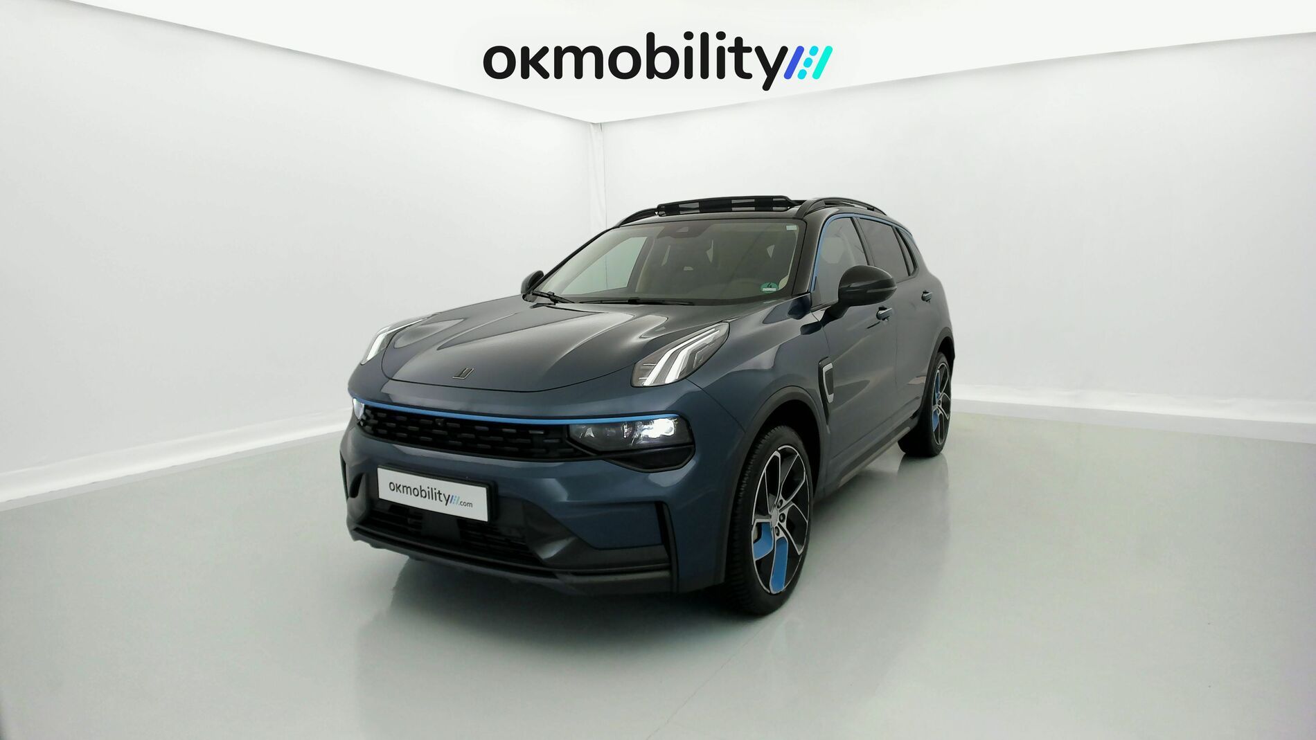 lynk&co 1 nv 1.5 PHEV 261 2022 blue 1