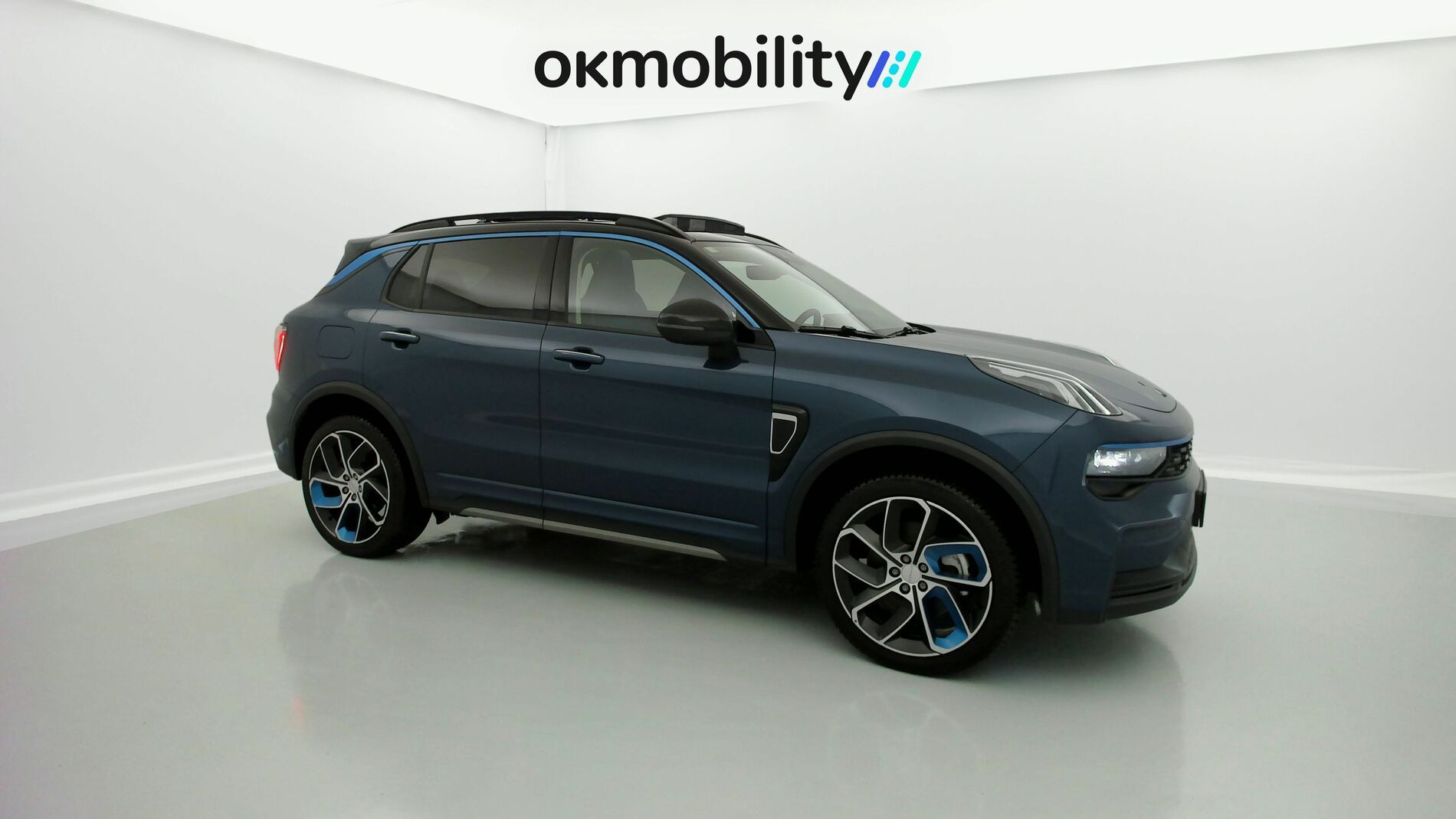 lynk&co 1 nv 1.5 PHEV 261 2022 blue 2