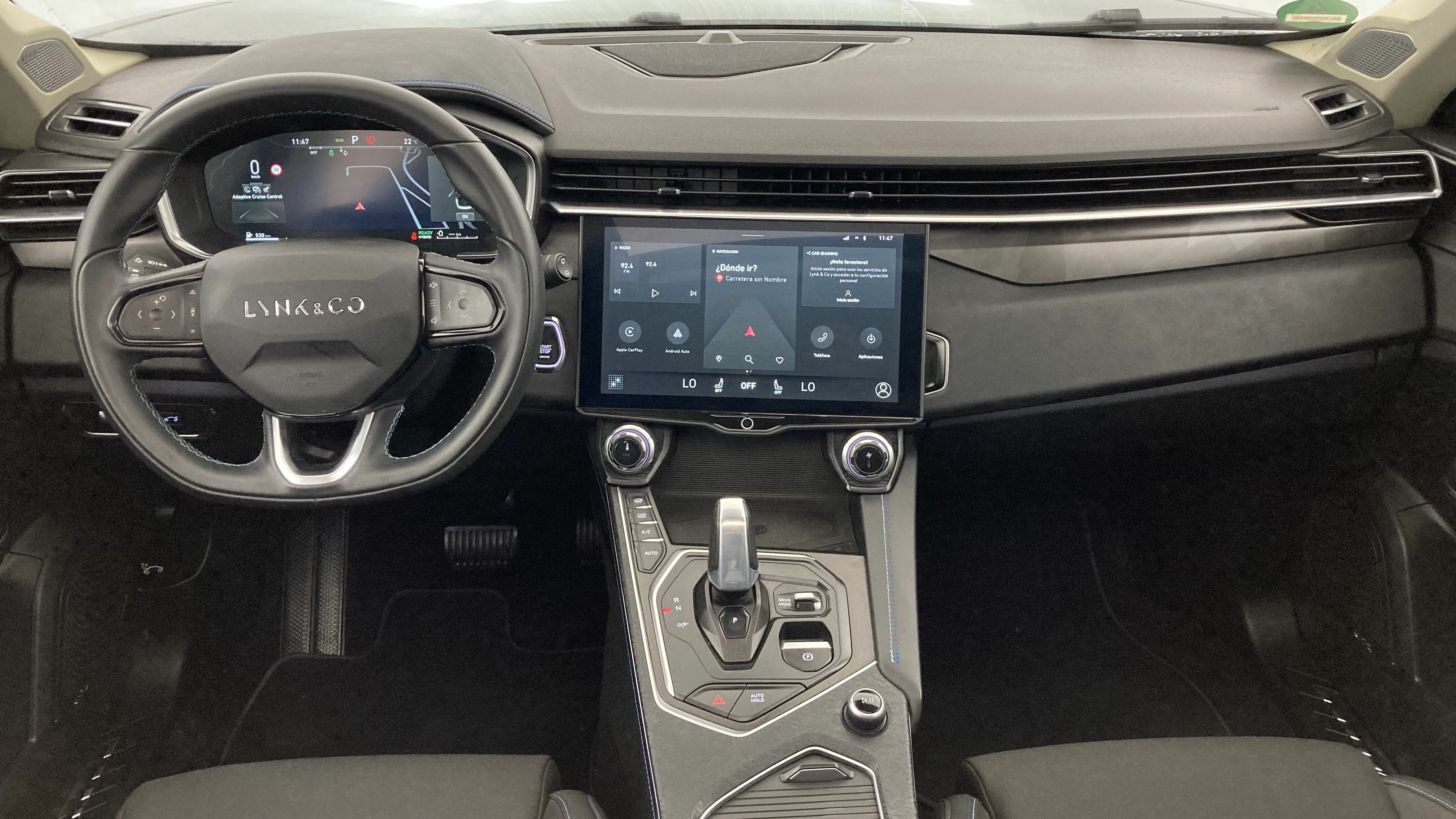 lynk&co 1 nv 1.5 PHEV 261 2022 blue 16