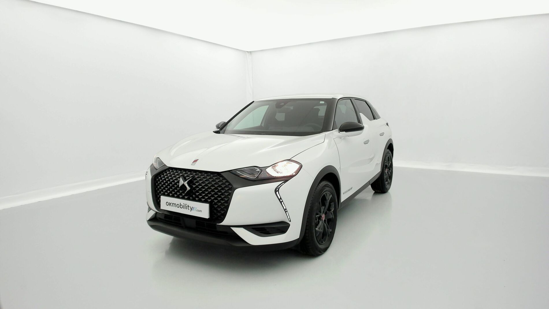ds ds3 crossback performance line 1.5 BLUEHDI 110 2022 blanco banquise / negro 1