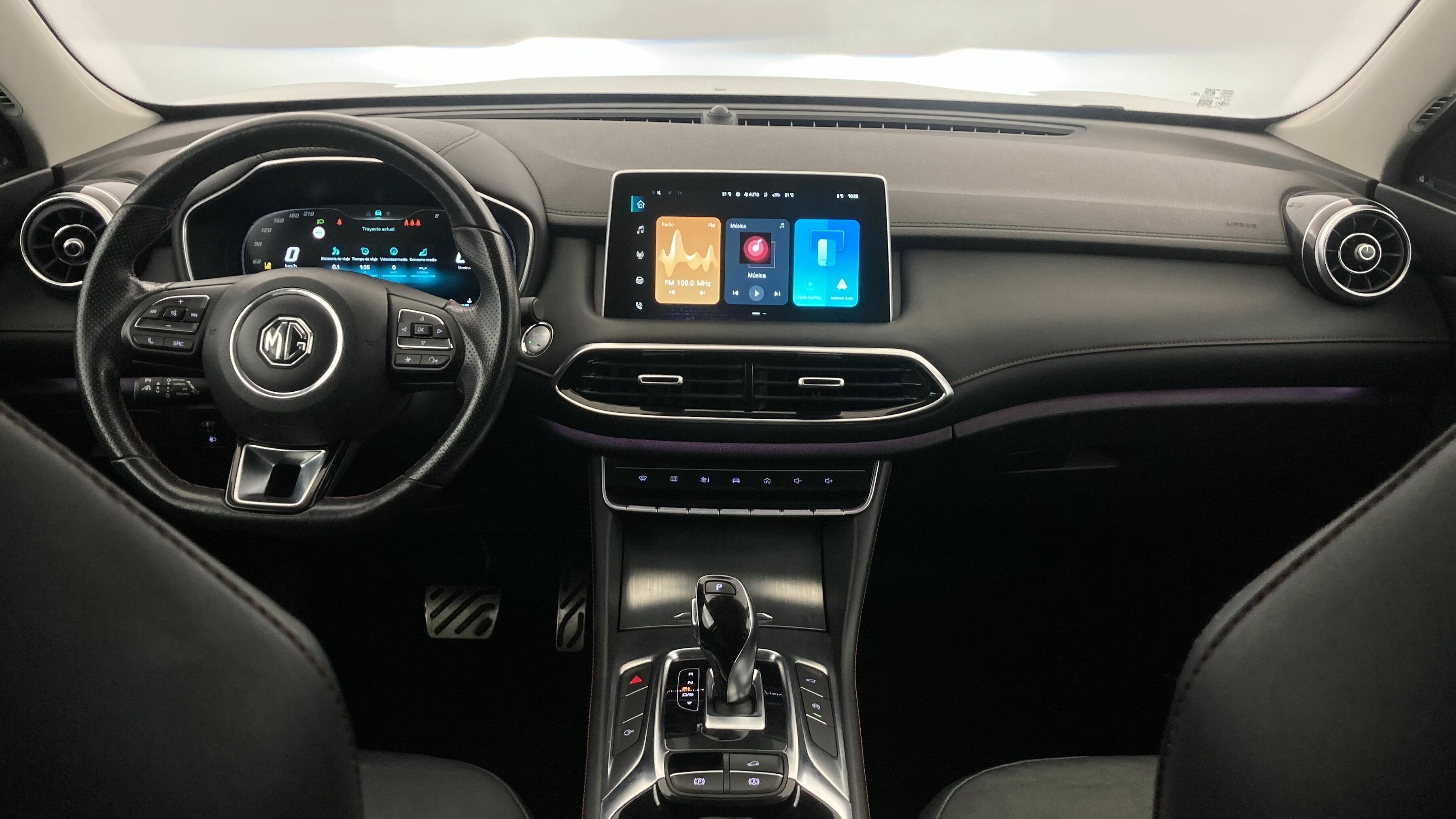 mg hs luxury 1.5 T-GDI 162 AT 2023 white 15