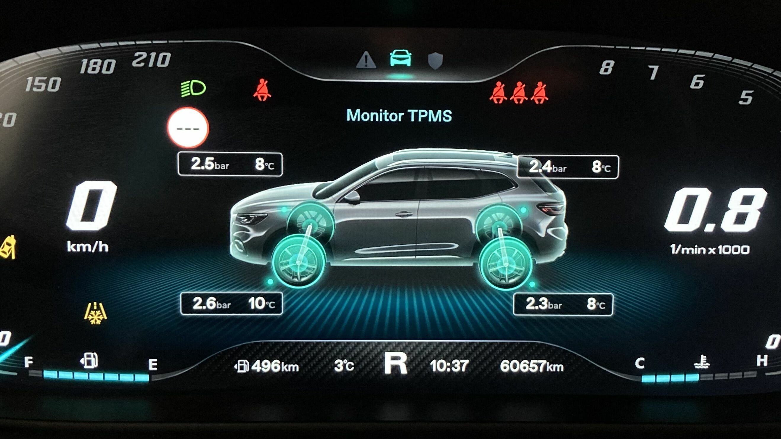 mg hs luxury 1.5 T-GDI 162 AT 2023 white 17