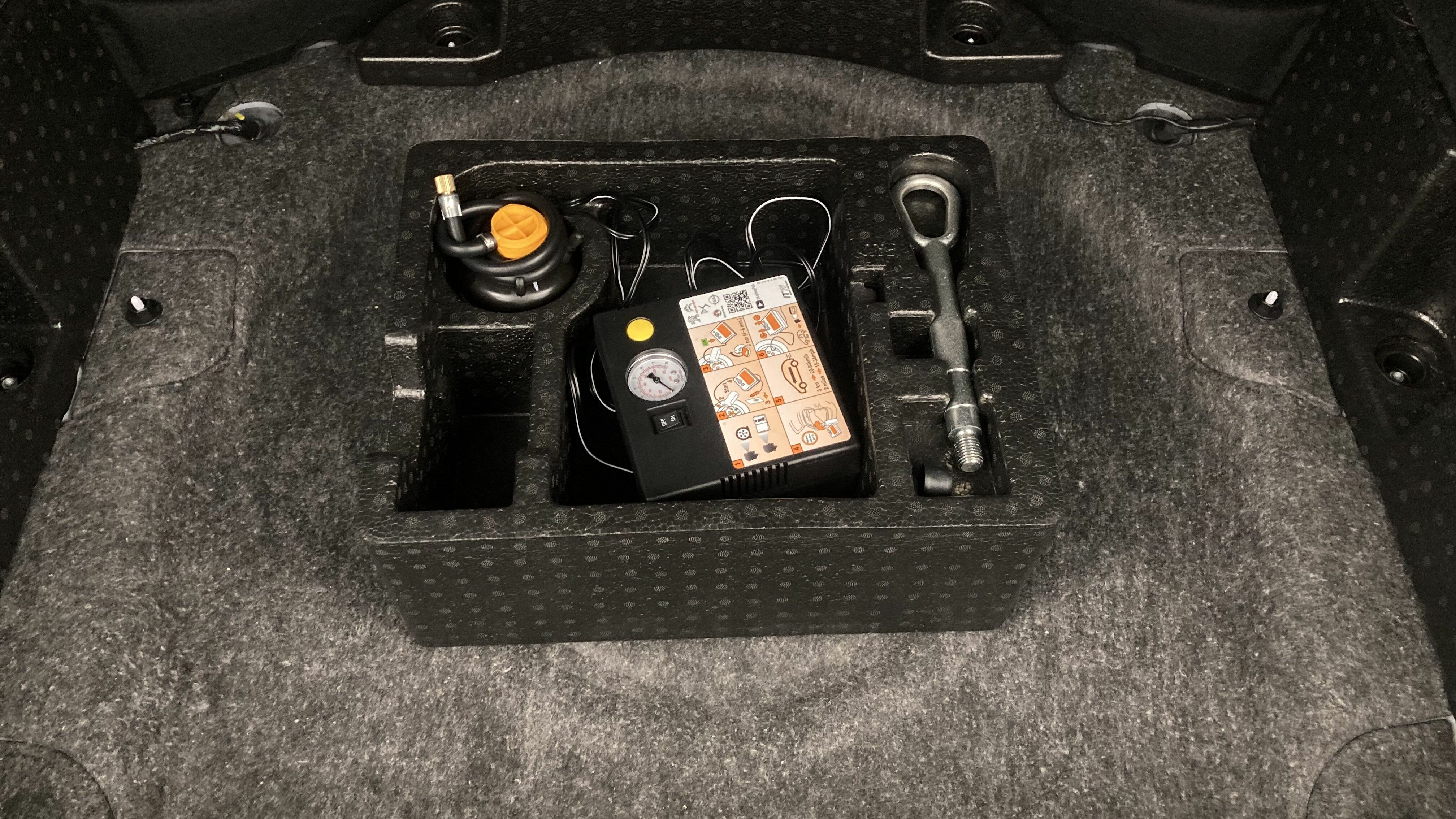 mg hs luxury 1.5 T-GDI 162 AT 2023 white 22