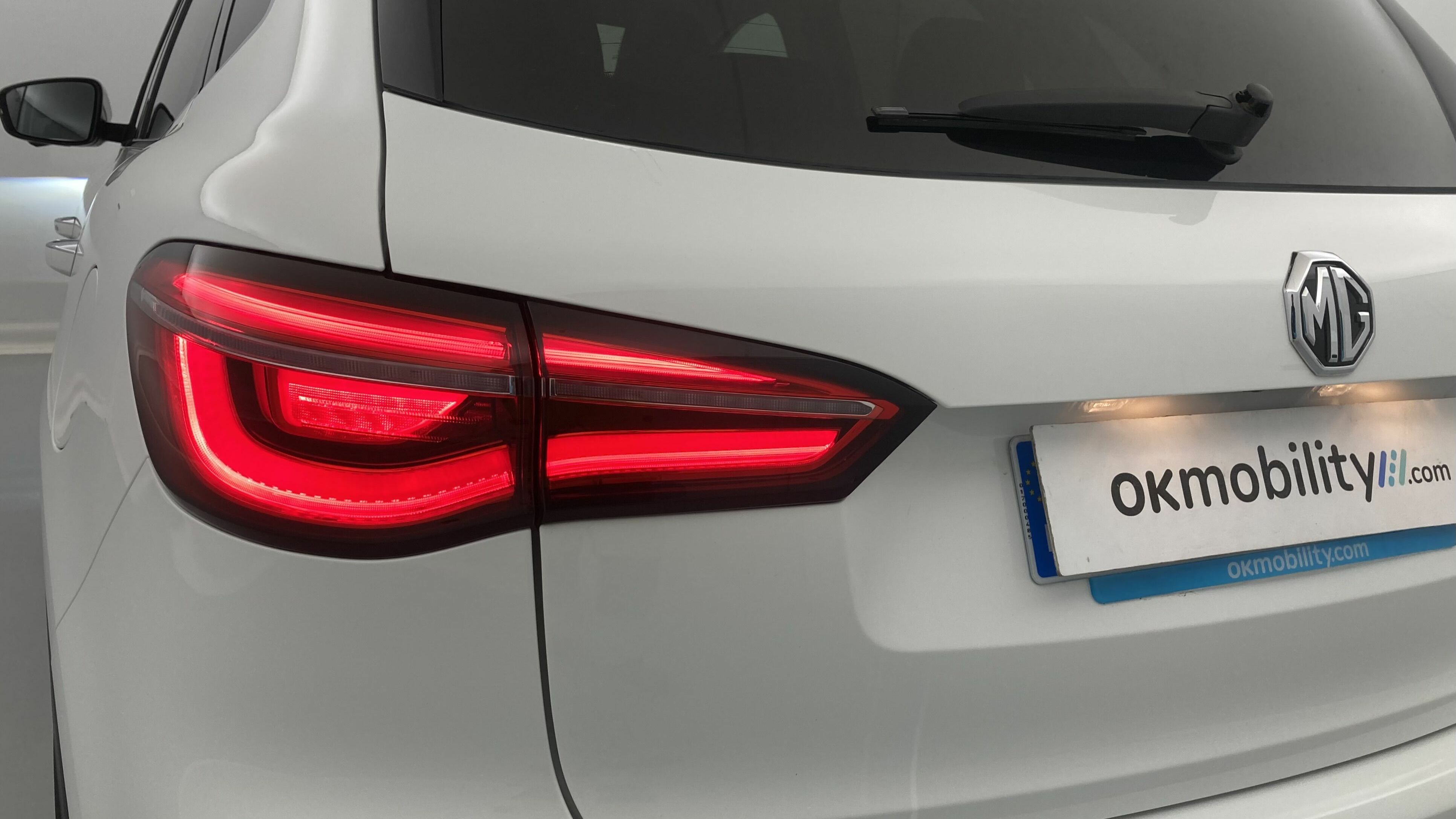 mg hs luxury 1.5 T-GDI 162 AT 2023 white 29