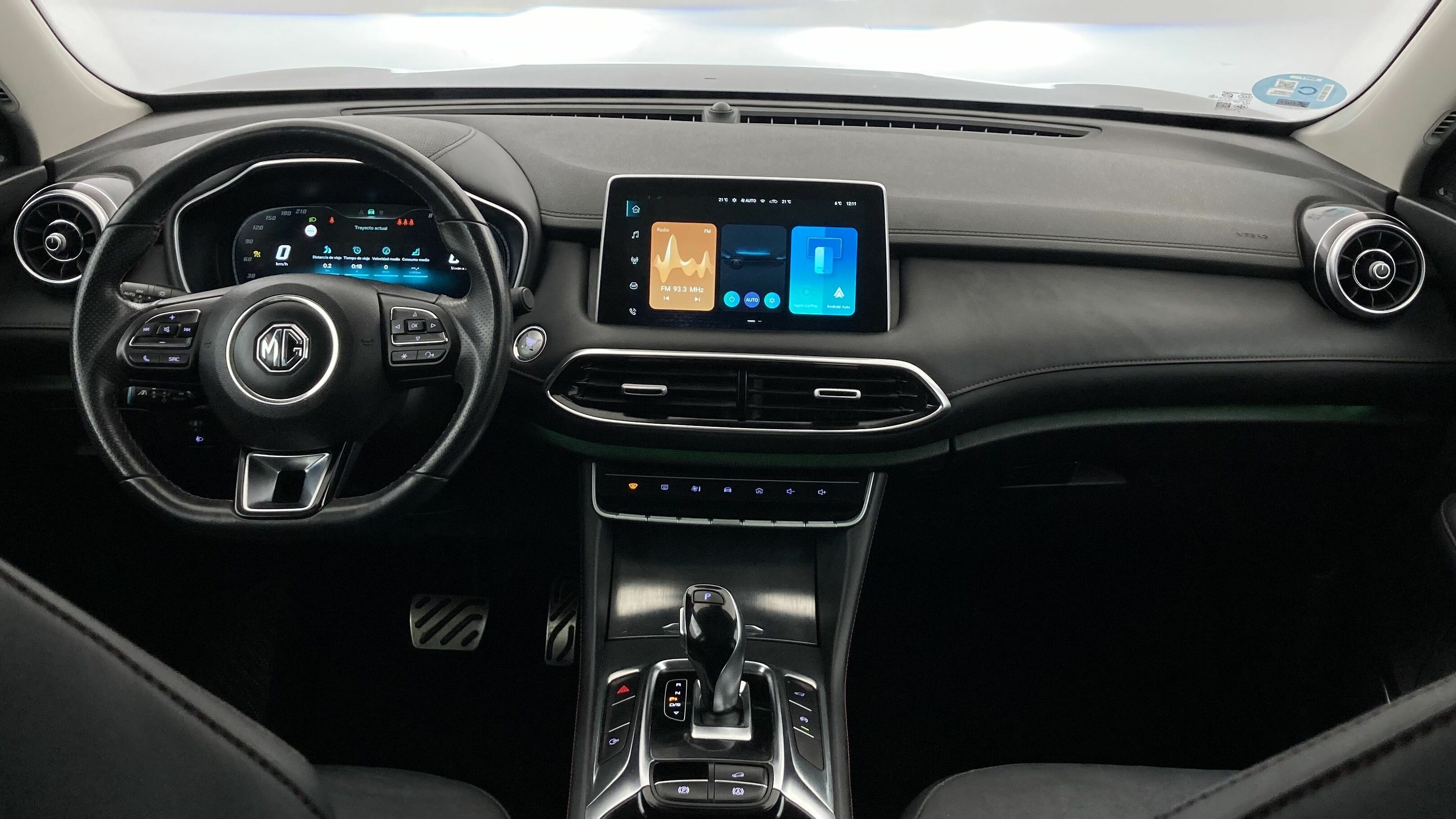 mg hs luxury 1.5 T-GDI 162 AT 2023 black 15