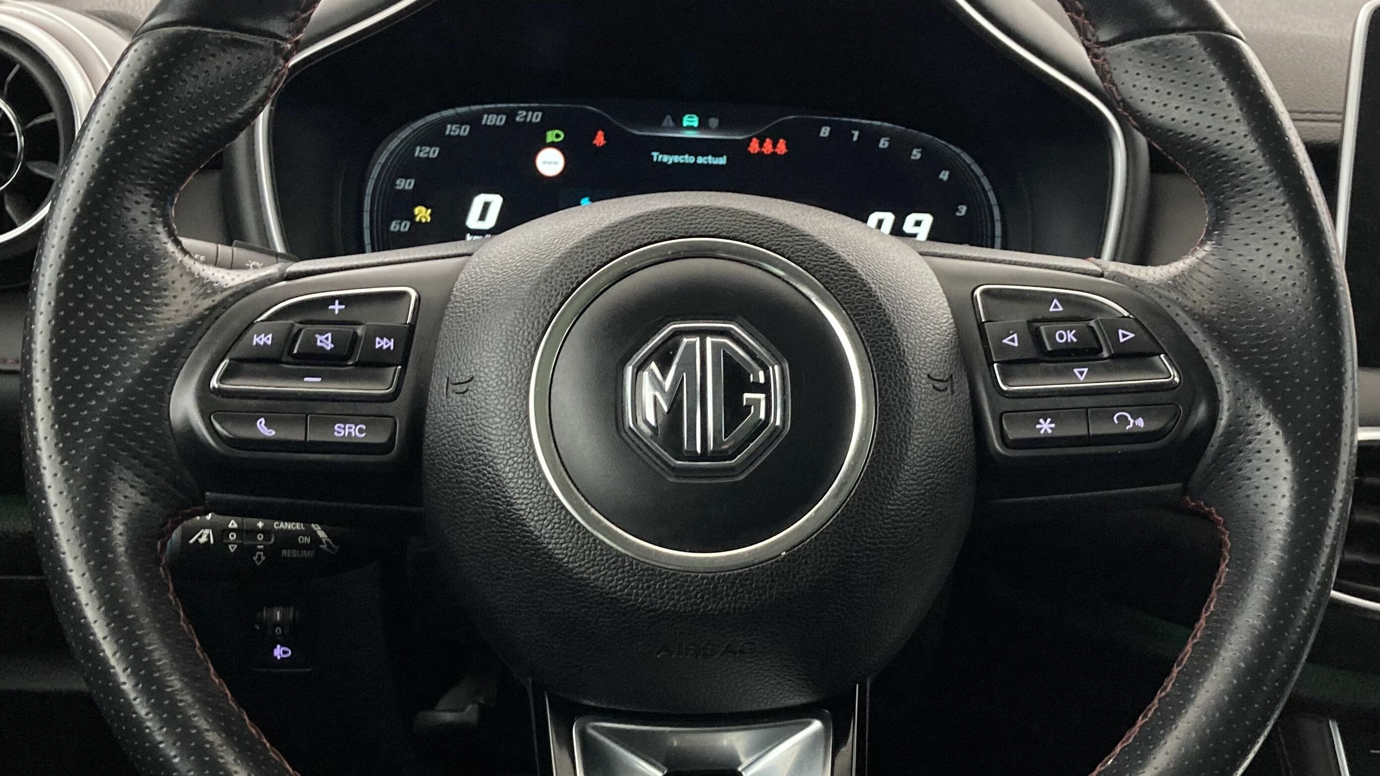 mg hs luxury 1.5 T-GDI 162 AT 2023 black 16