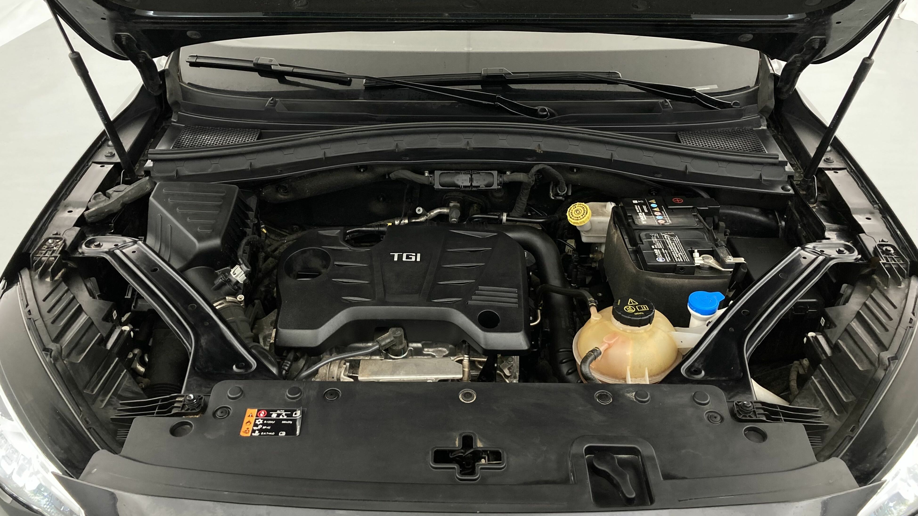 mg hs luxury 1.5 T-GDI 162 AT 2023 black 24