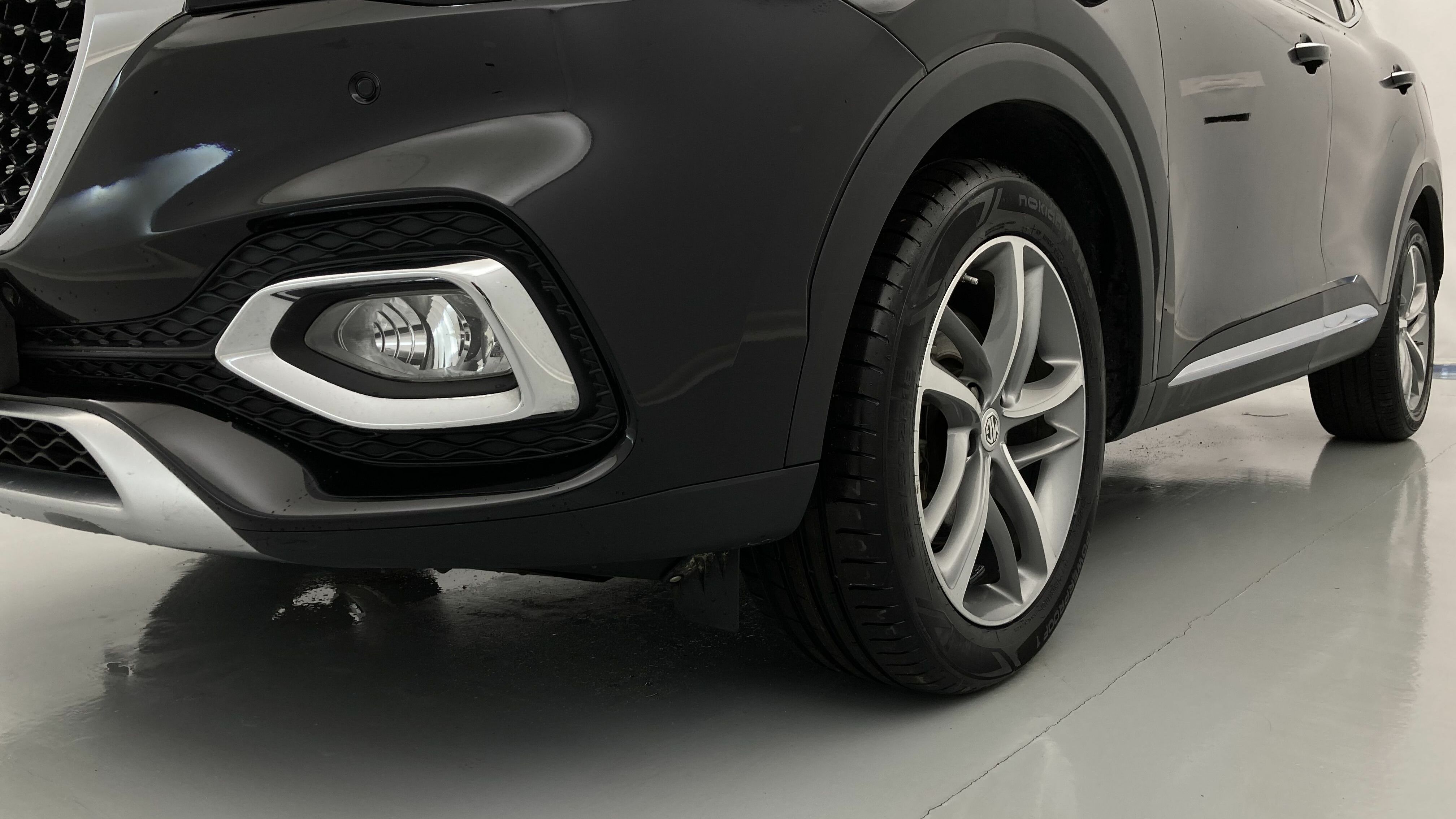 mg hs luxury 1.5 T-GDI 162 AT 2023 black 25