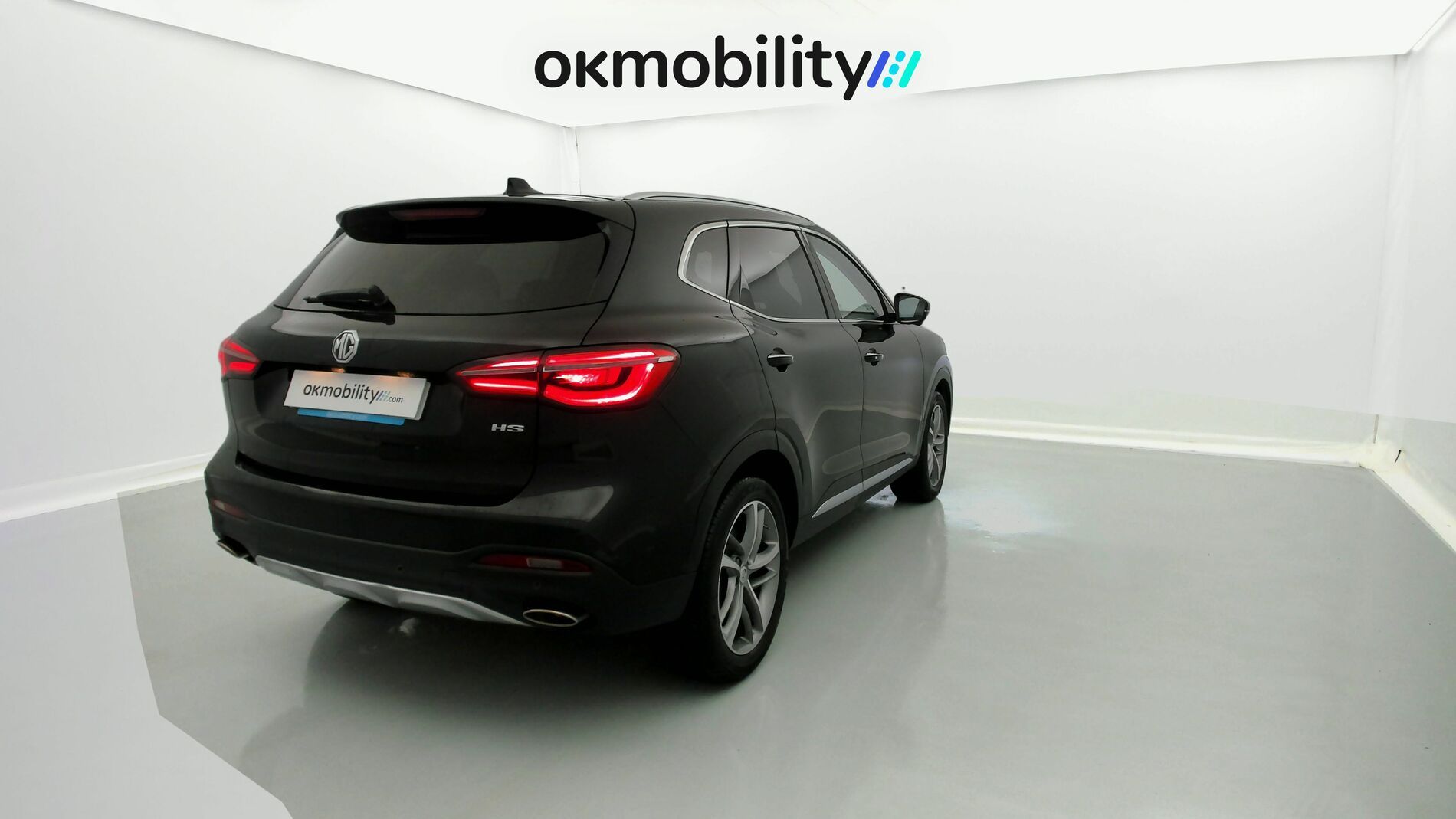 mg hs luxury 1.5 T-GDI 162 AT 2023 black 10