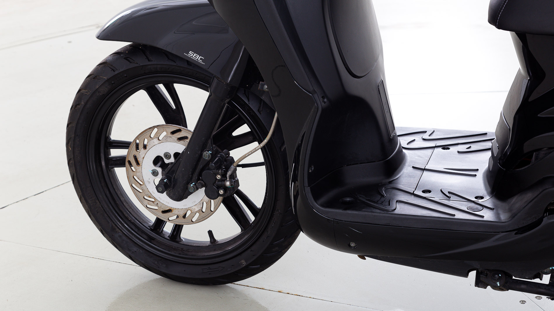 peugeot tweet125 active 125CC 2022 black 16