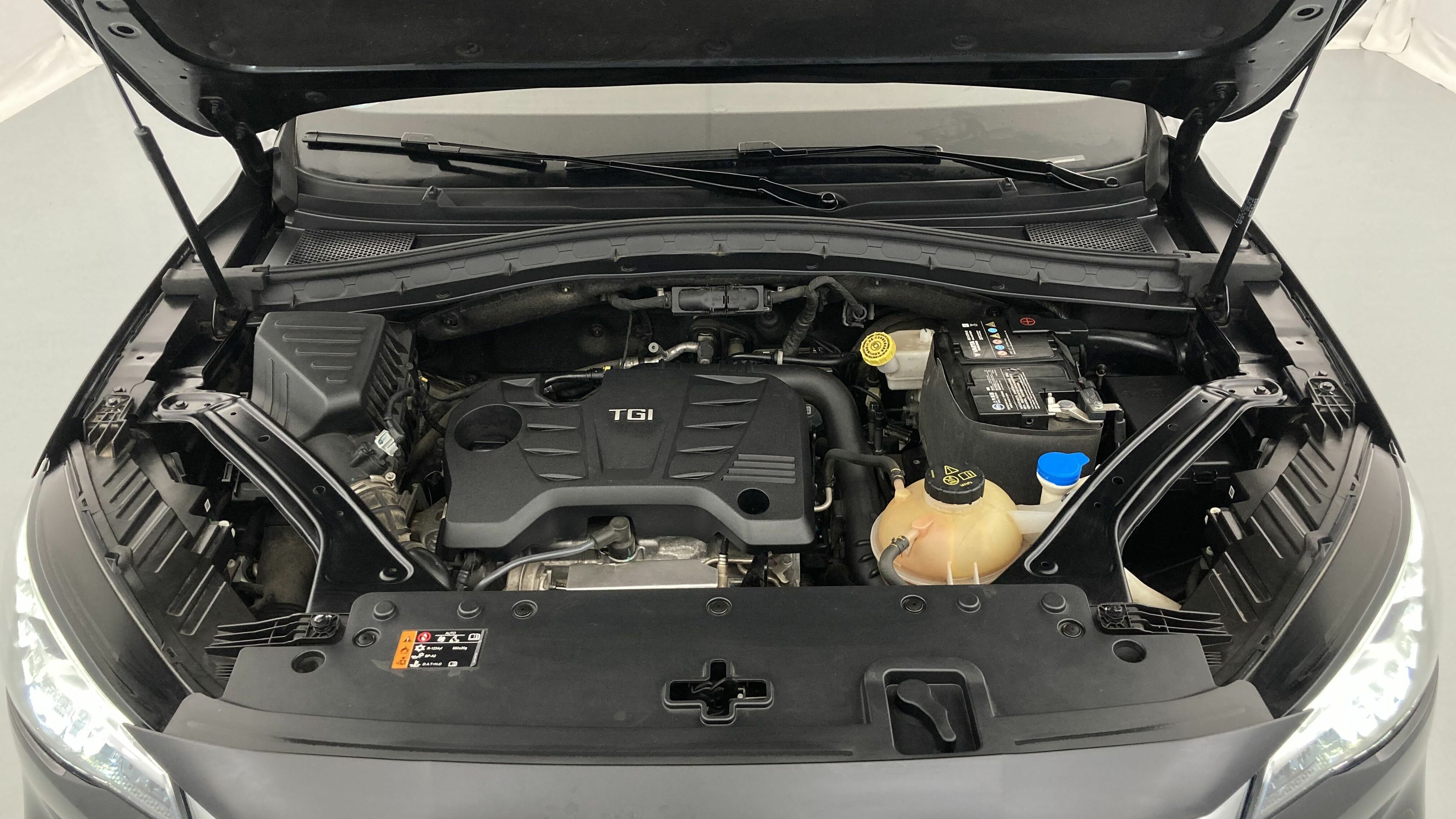 mg hs luxury 1.5 T-GDI 162 AT 2023 black 25