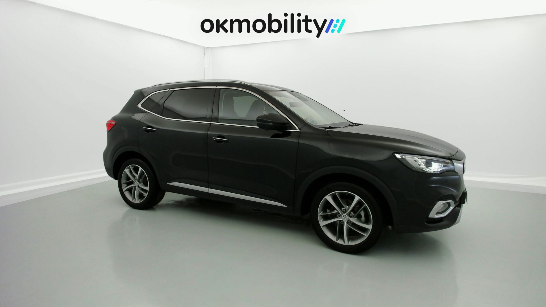 mg hs luxury 1.5 T-GDI 162 AT 2023 black 2