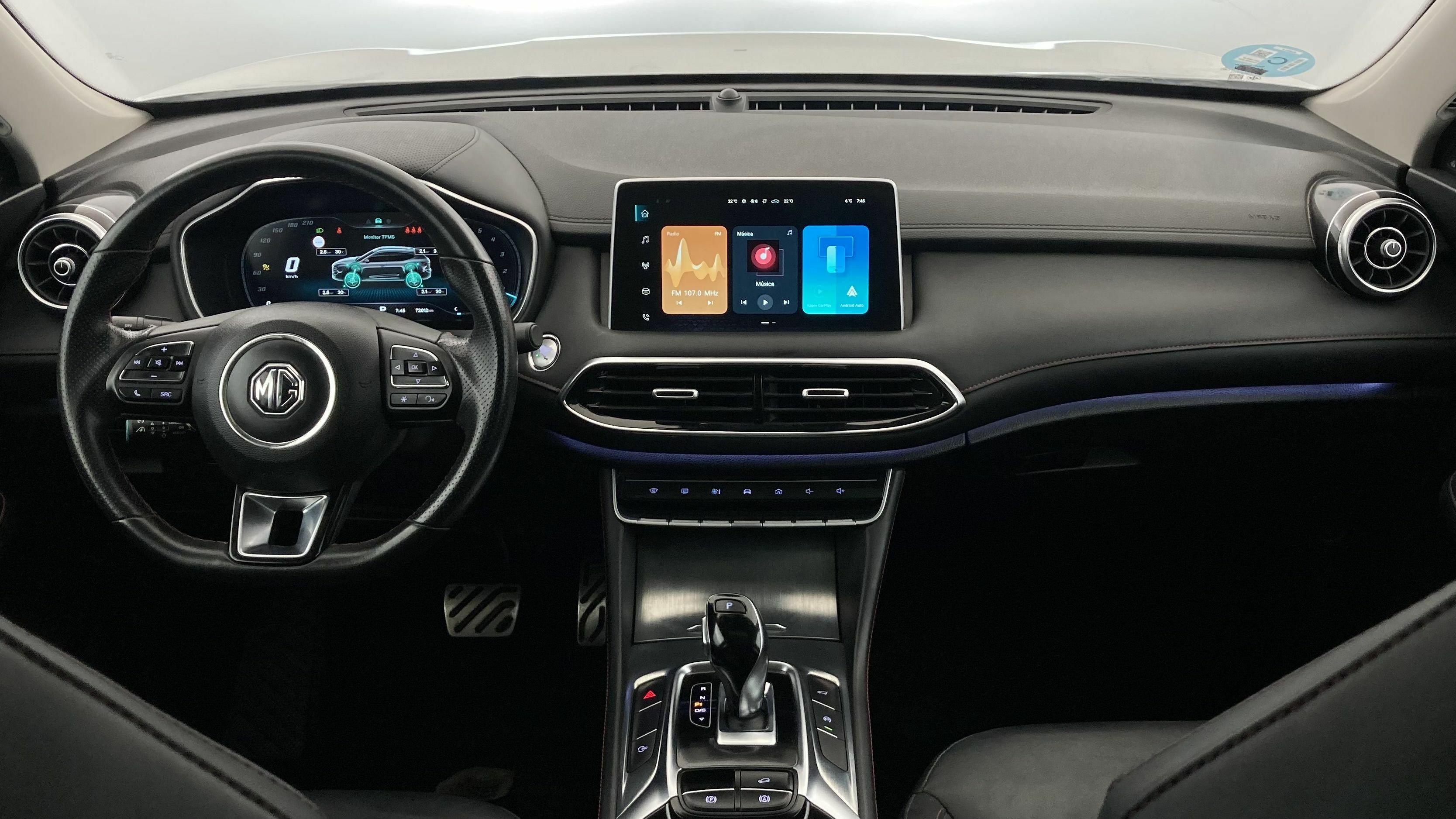 mg hs luxury 1.5 T-GDI 162 AT 2023 white 15