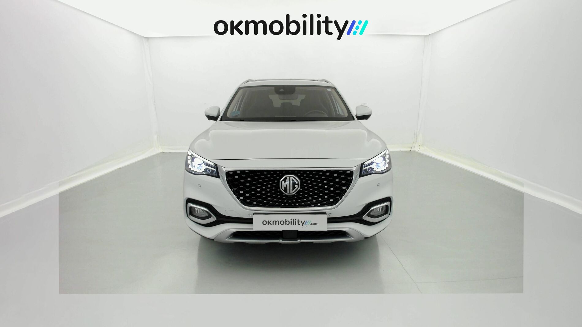 mg hs luxury 1.5 T-GDI 162 AT 2023 white 3