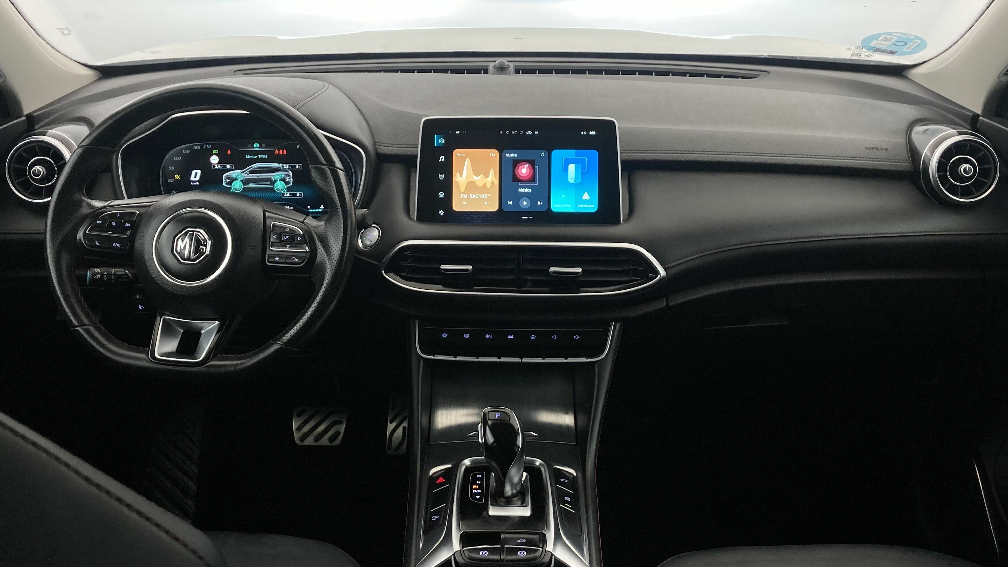 mg hs luxury 1.5 T-GDI 162 AT 2023 white 15