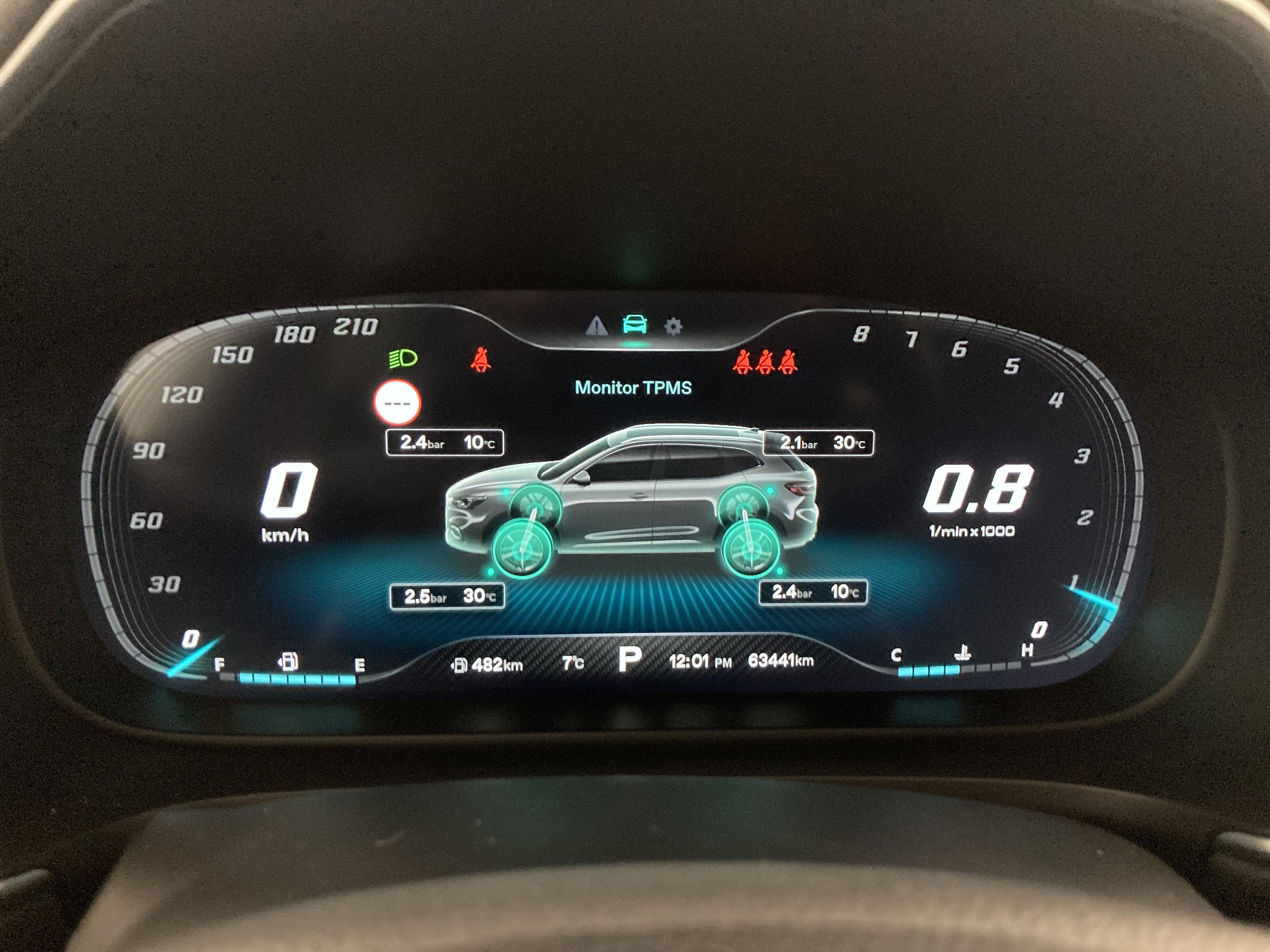 mg hs luxury 1.5 T-GDI 162 AT 2023 black 13