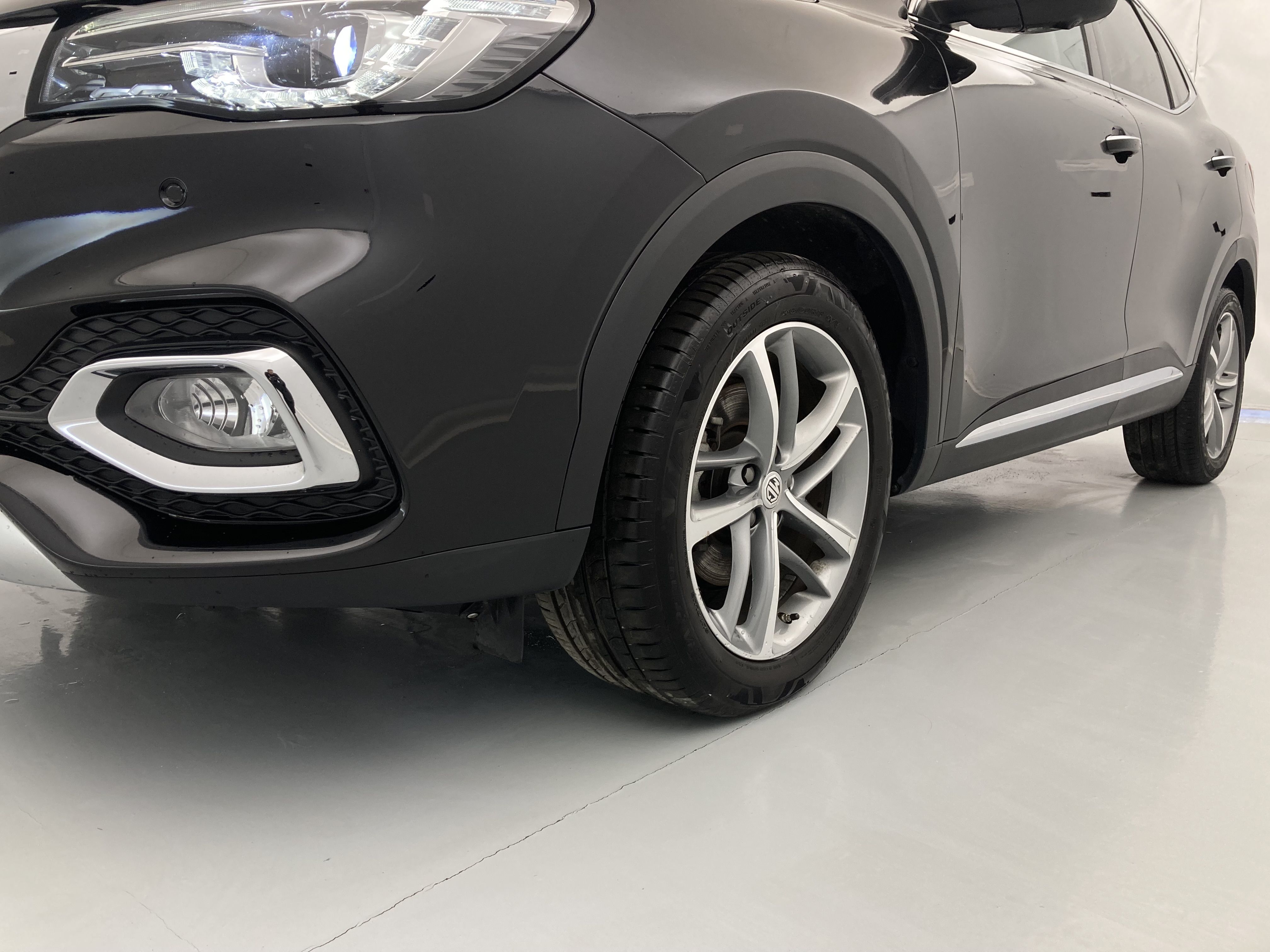 mg hs luxury 1.5 T-GDI 162 AT 2023 black 28