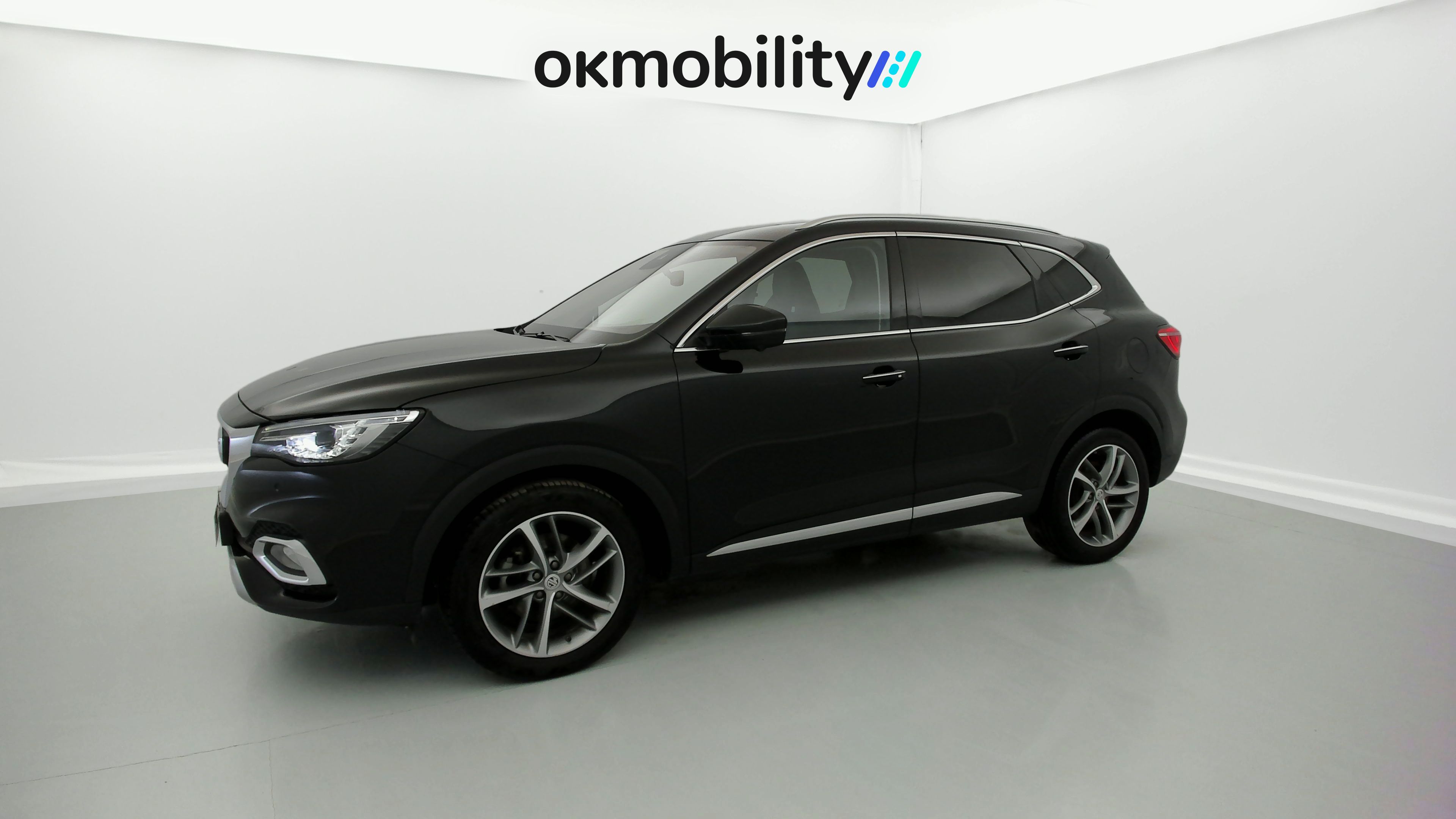 mg hs luxury 1.5 T-GDI 162 AT 2023 black 5