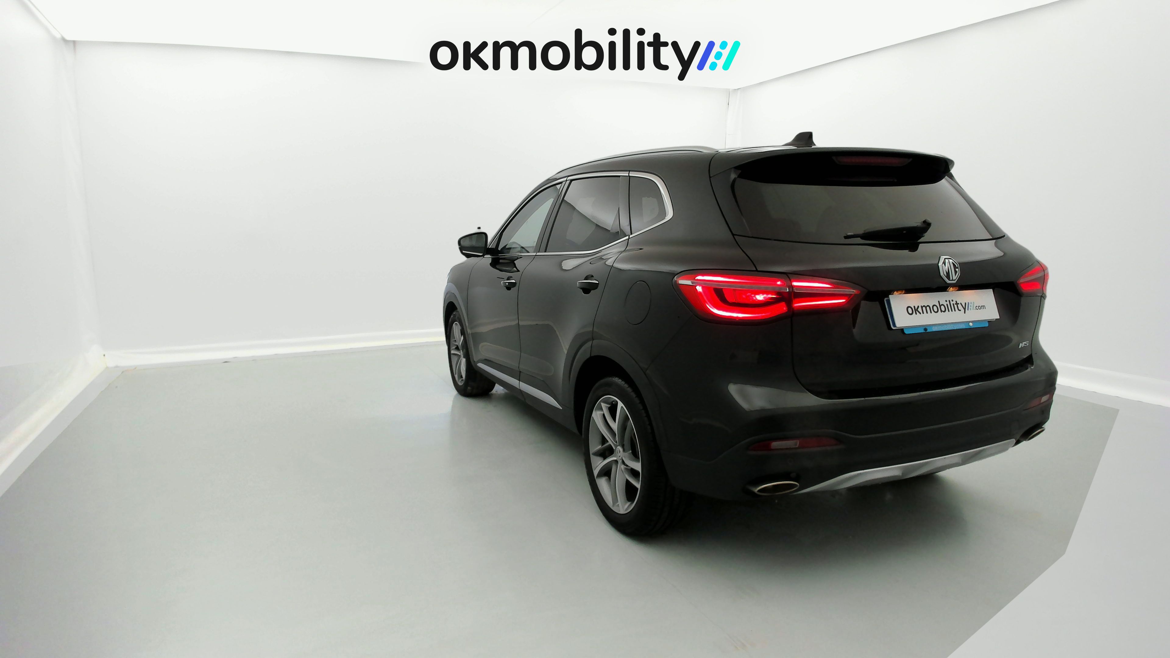 mg hs luxury 1.5 T-GDI 162 AT 2023 black 9