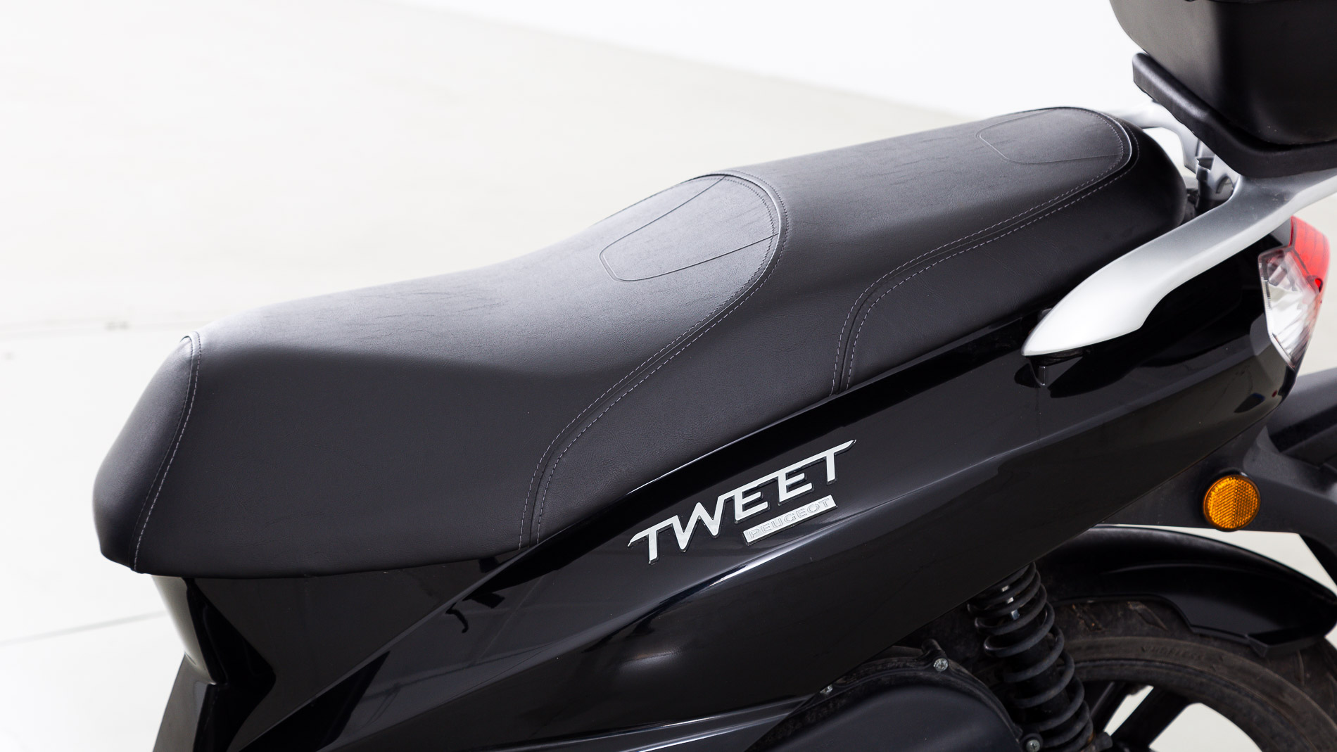 peugeot tweet125 active 125CC 2022 black 17
