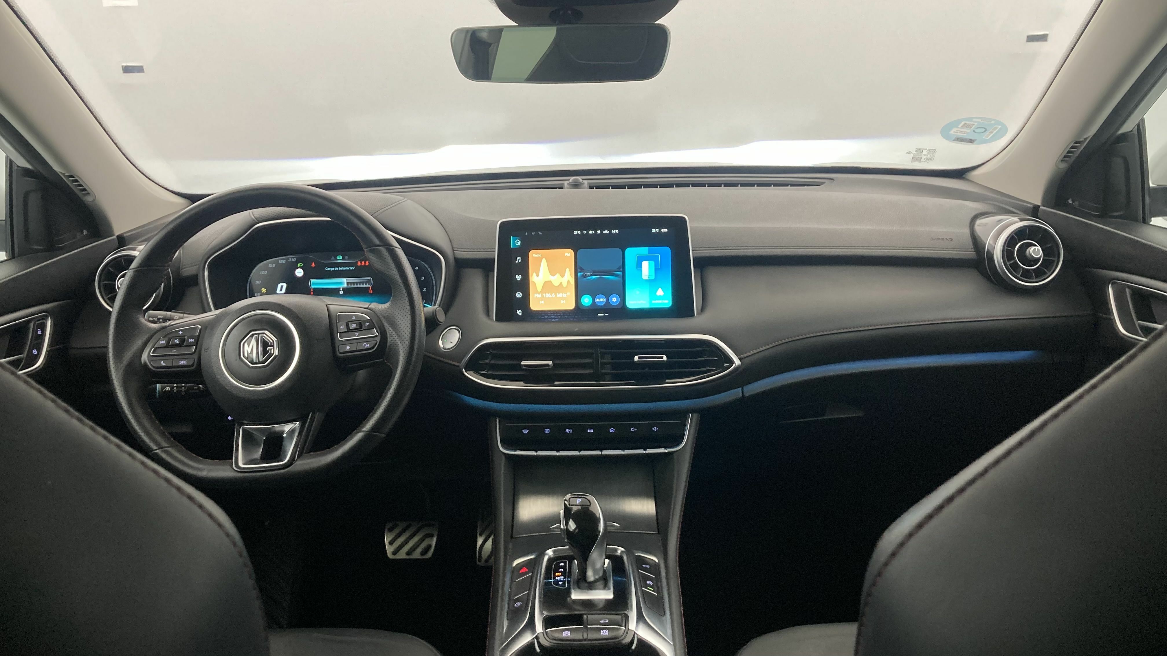 mg hs luxury 1.5 T-GDI 162 AT 2023 white 16