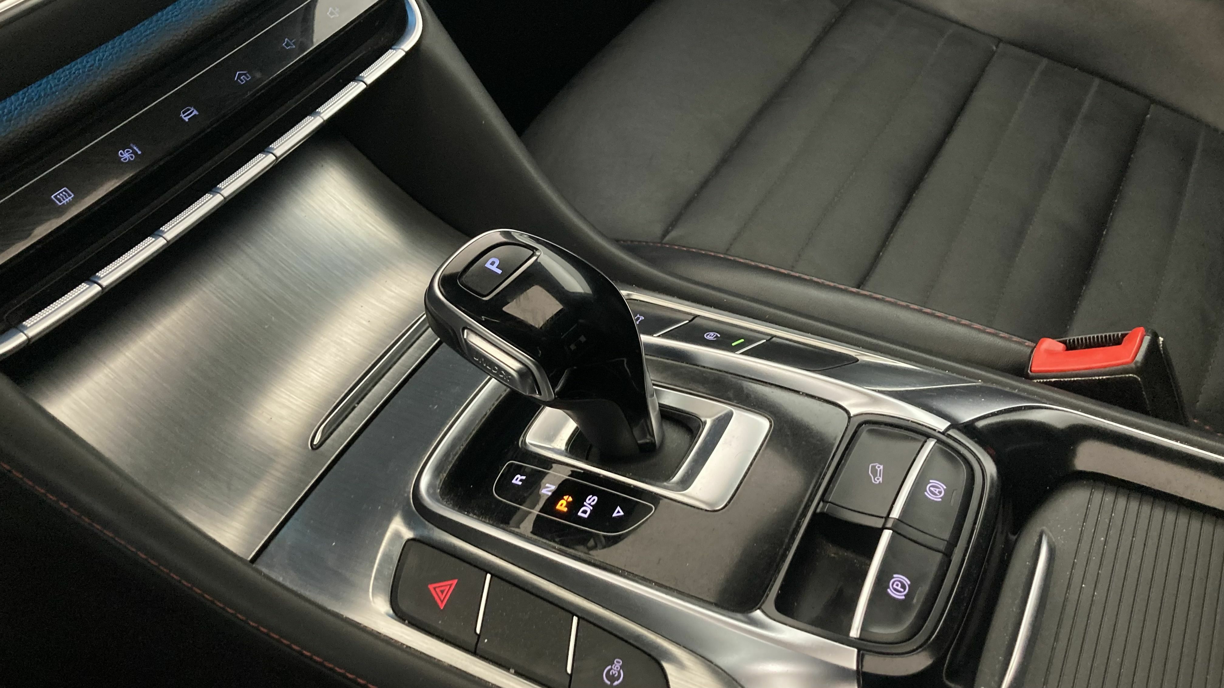 mg hs luxury 1.5 T-GDI 162 AT 2023 white 20