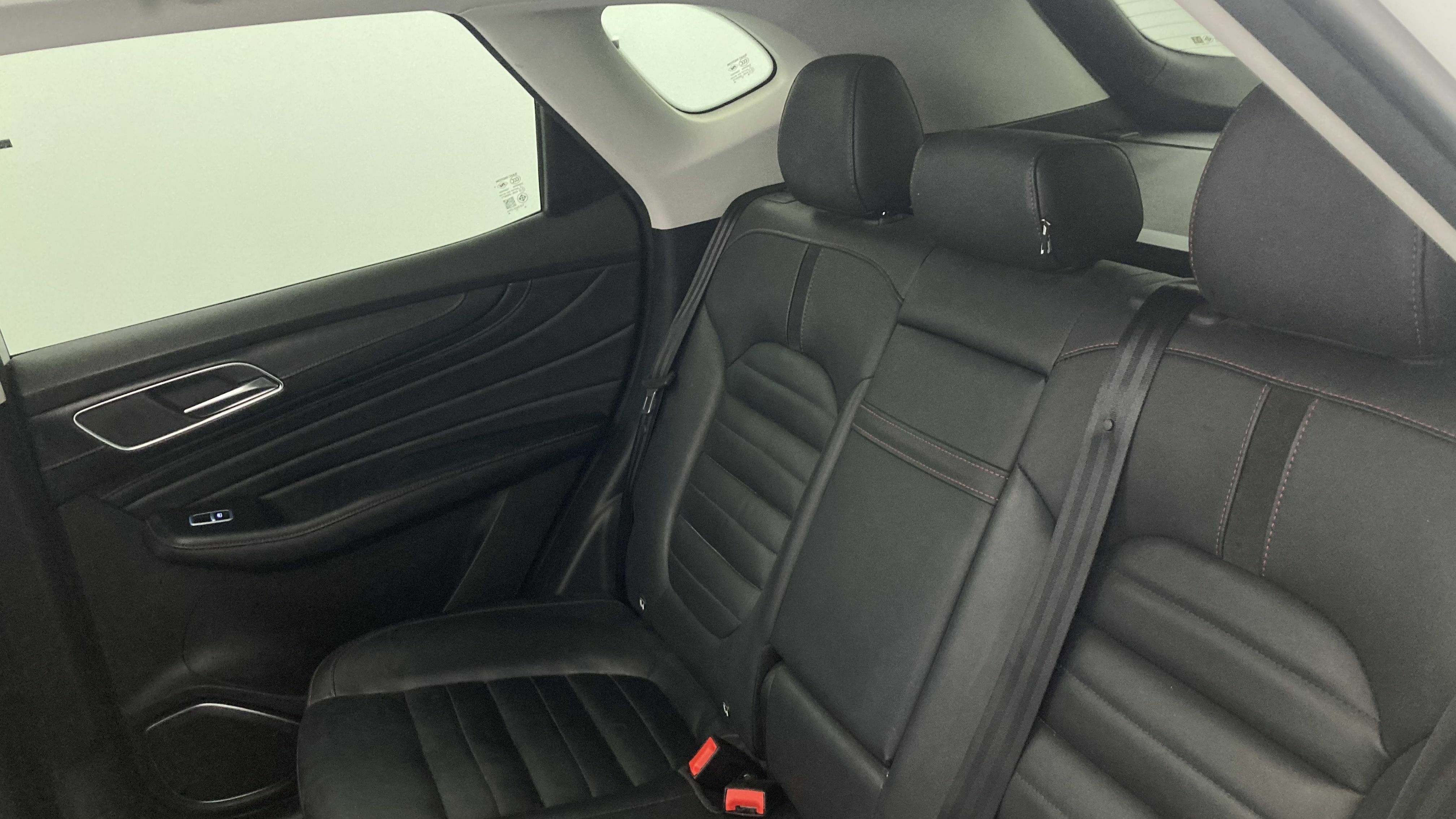 mg hs luxury 1.5 T-GDI 162 AT 2023 white 21