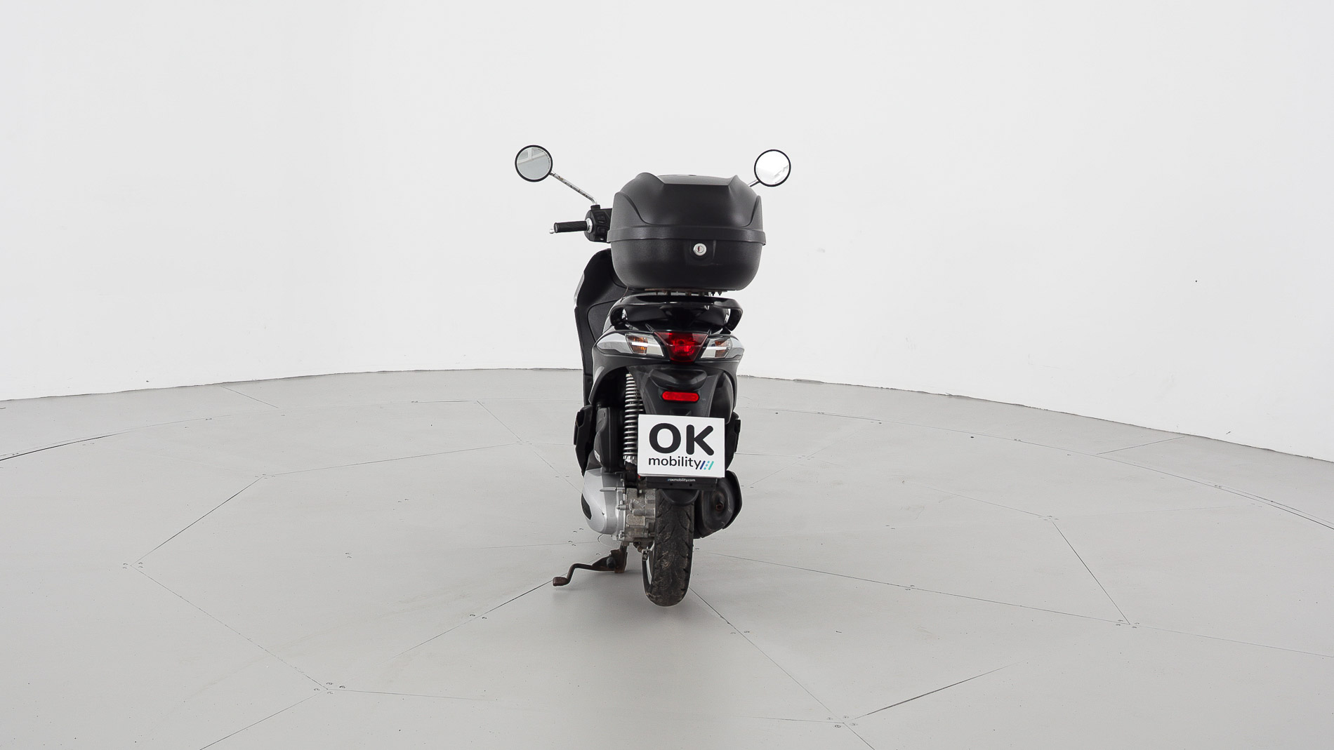 piaggio liberty nv 125CC 2022 negro 11
