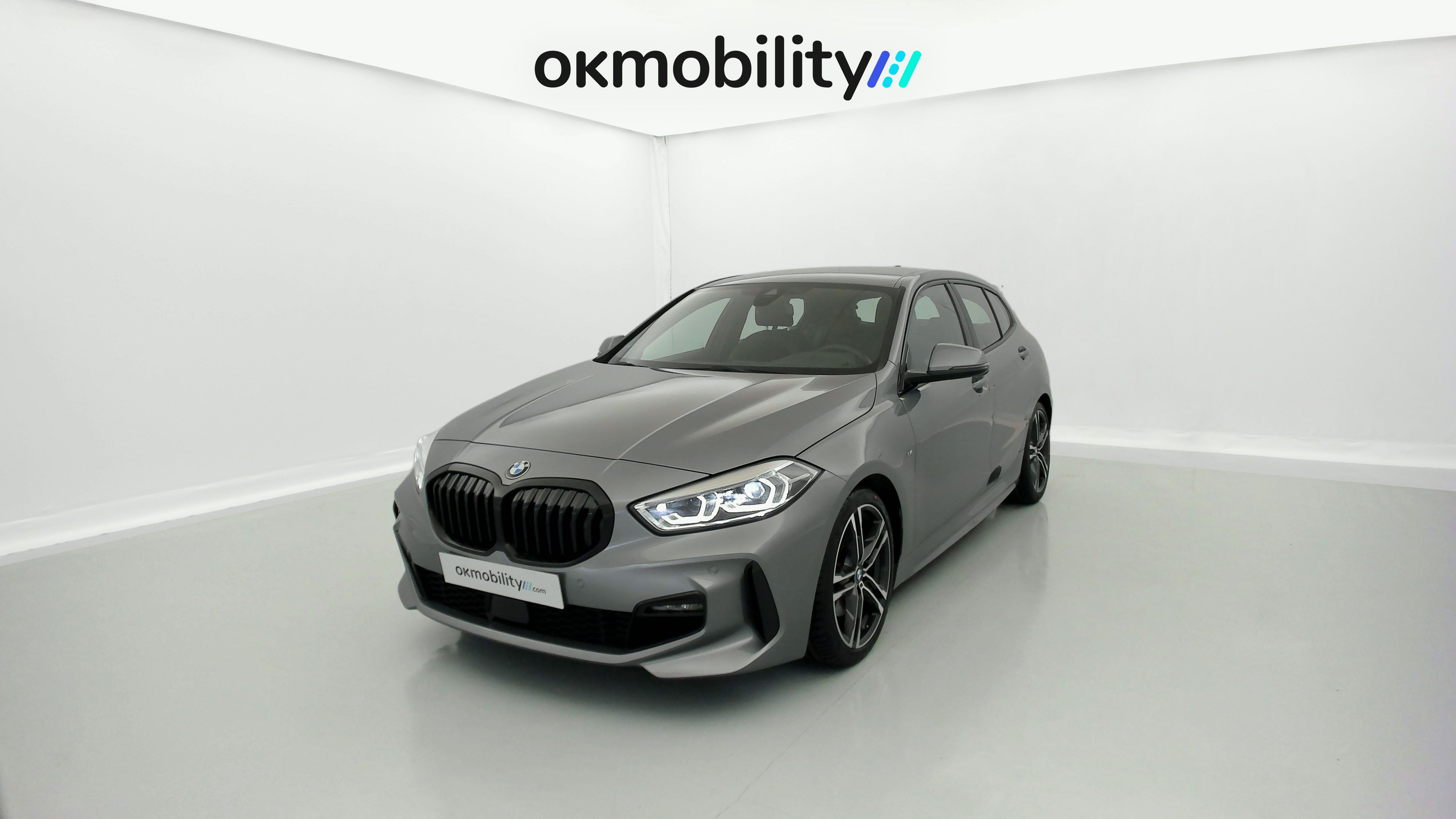 bmw serie 1 m sport 118I 136 STEPTRONIC 2024 skyscraper grau 5