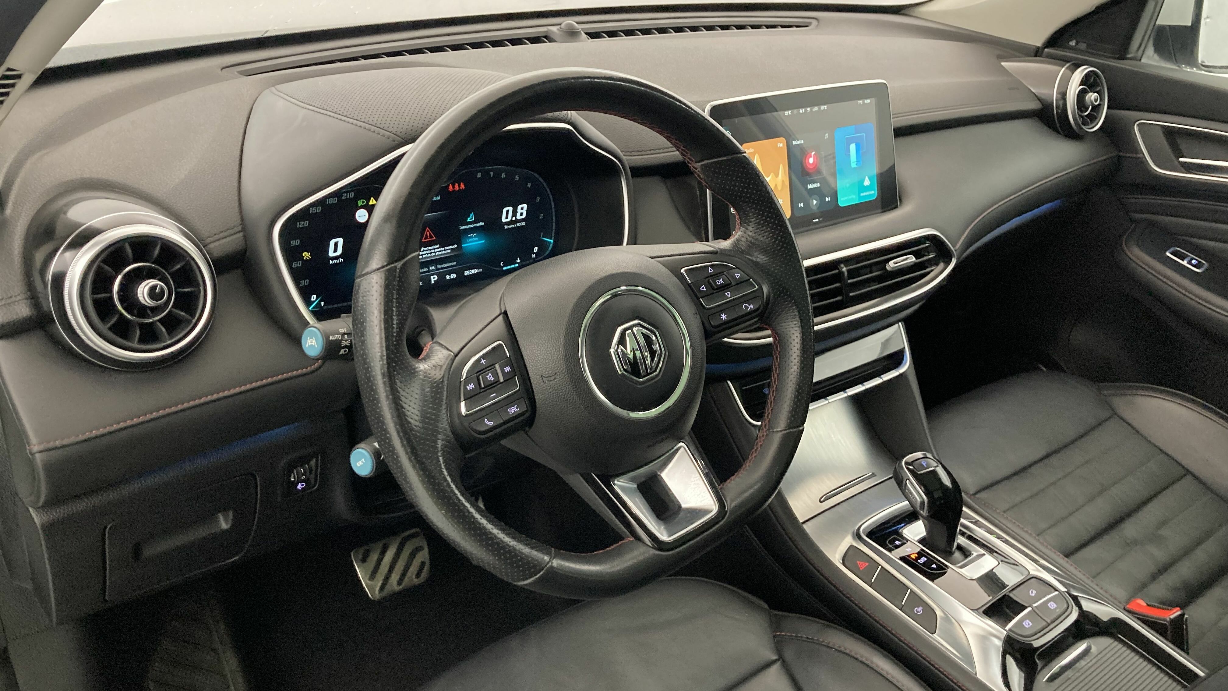 mg hs luxury 1.5 T-GDI 162 AT 2023 white 15