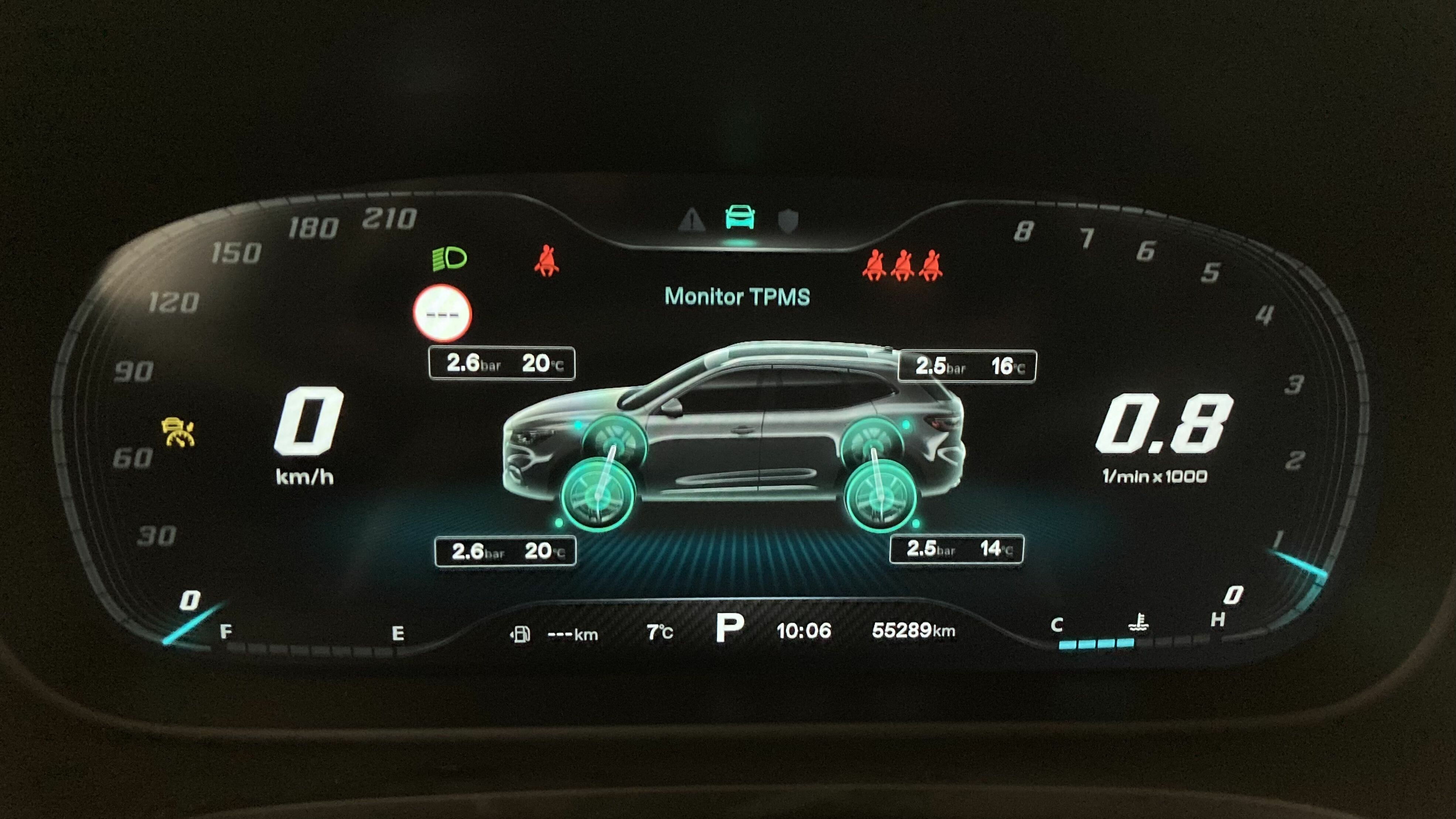 mg hs luxury 1.5 T-GDI 162 AT 2023 white 18