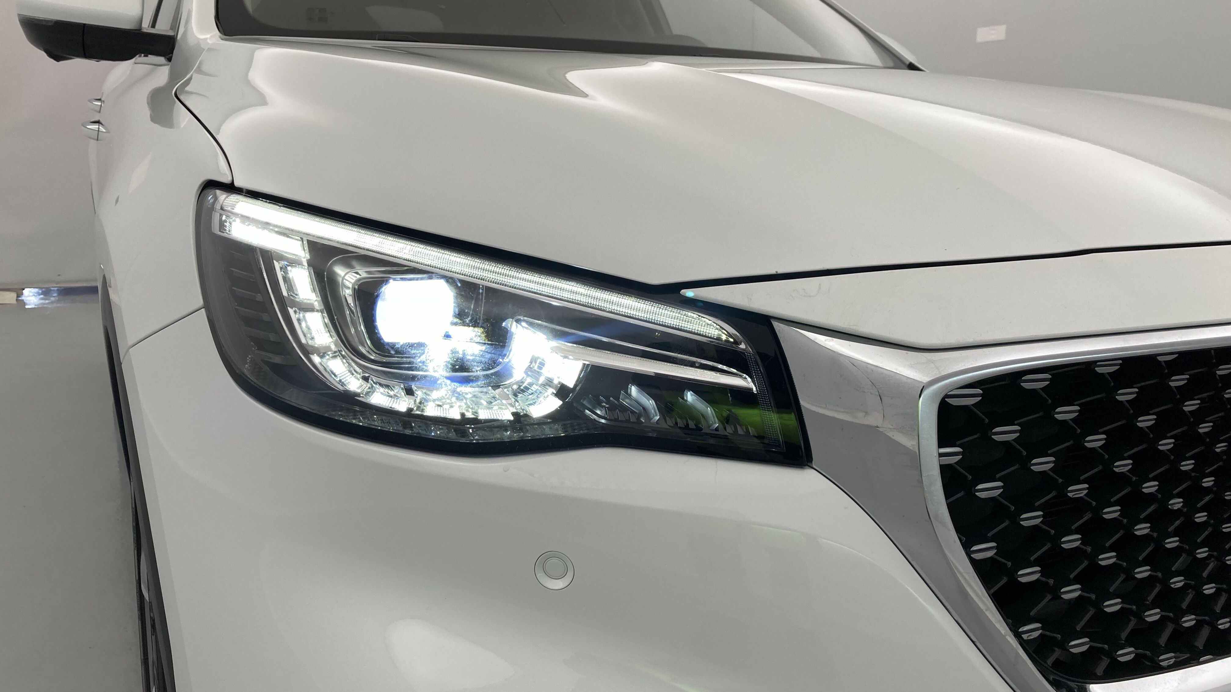 mg hs luxury 1.5 T-GDI 162 AT 2023 white 29