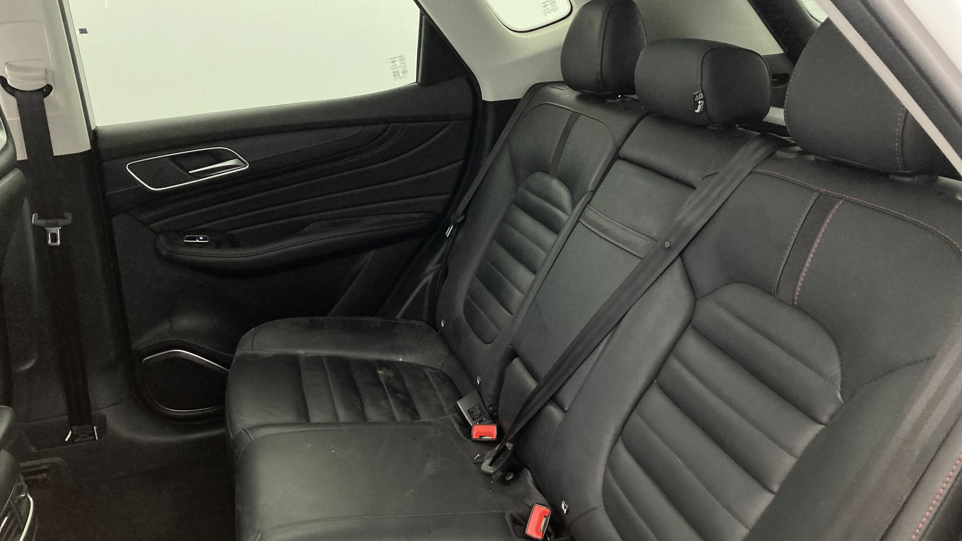 mg hs luxury 1.5 T-GDI 162 AT 2023 white 21