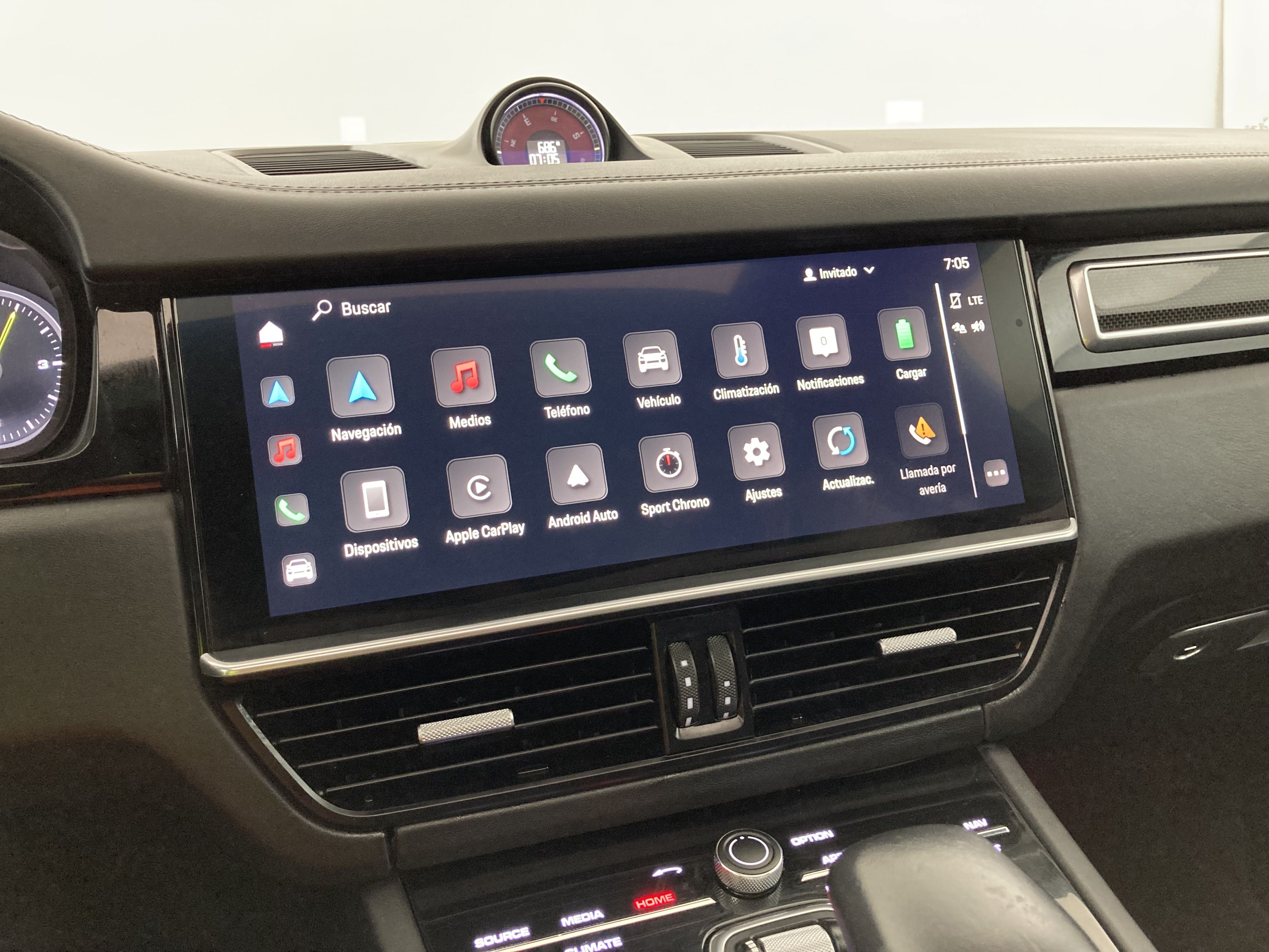 porsche cayenne platinum edition 3.0 E-HYBRID 462 TIPTRONIC 2023 negro cromita metalizado 20